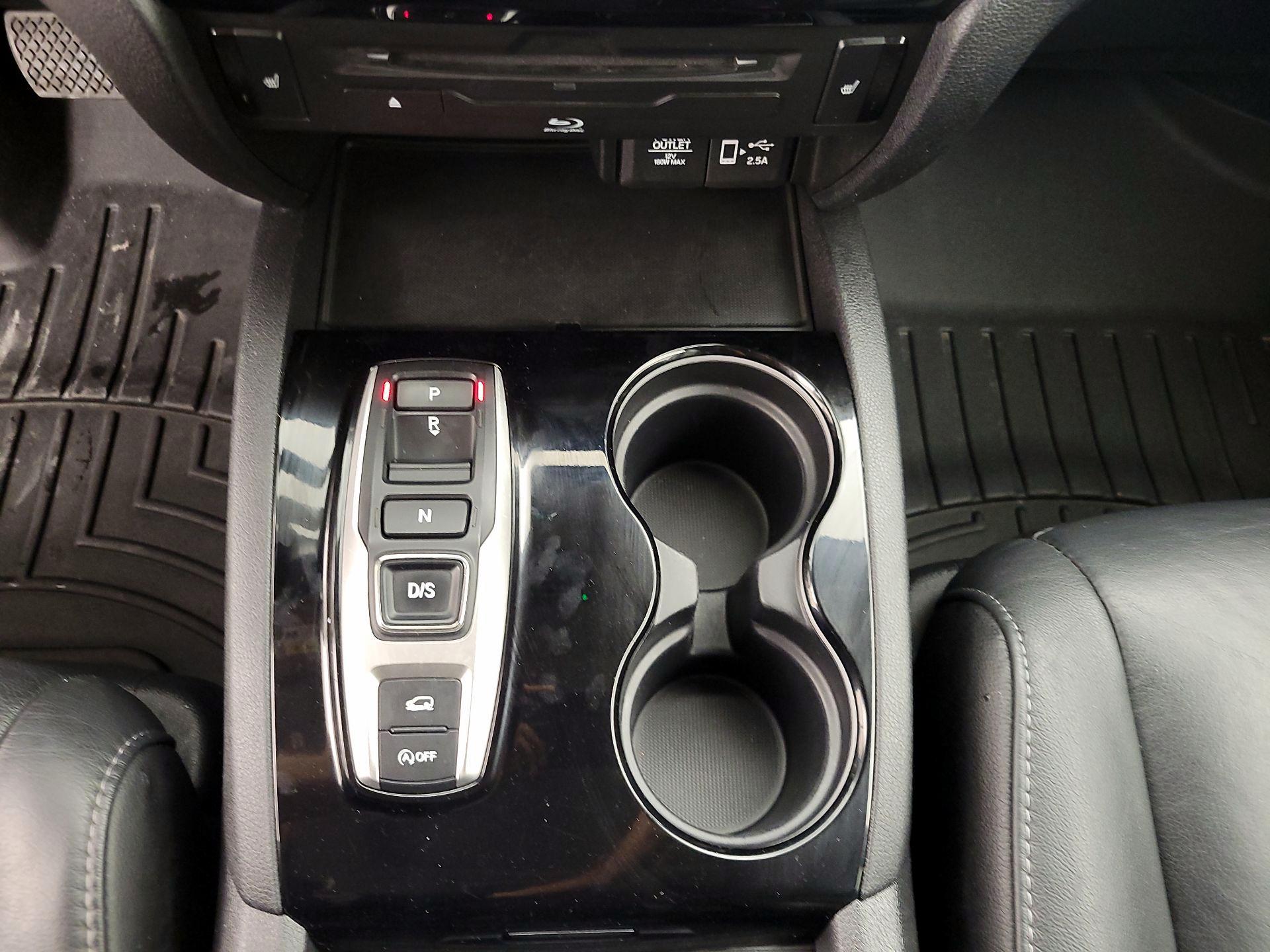 Thumbnail: 2020 Honda Pilot - 18