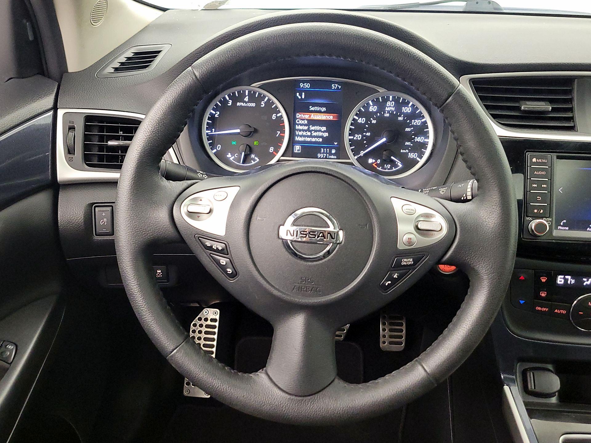 Thumbnail: 2019 Nissan Sentra - 10