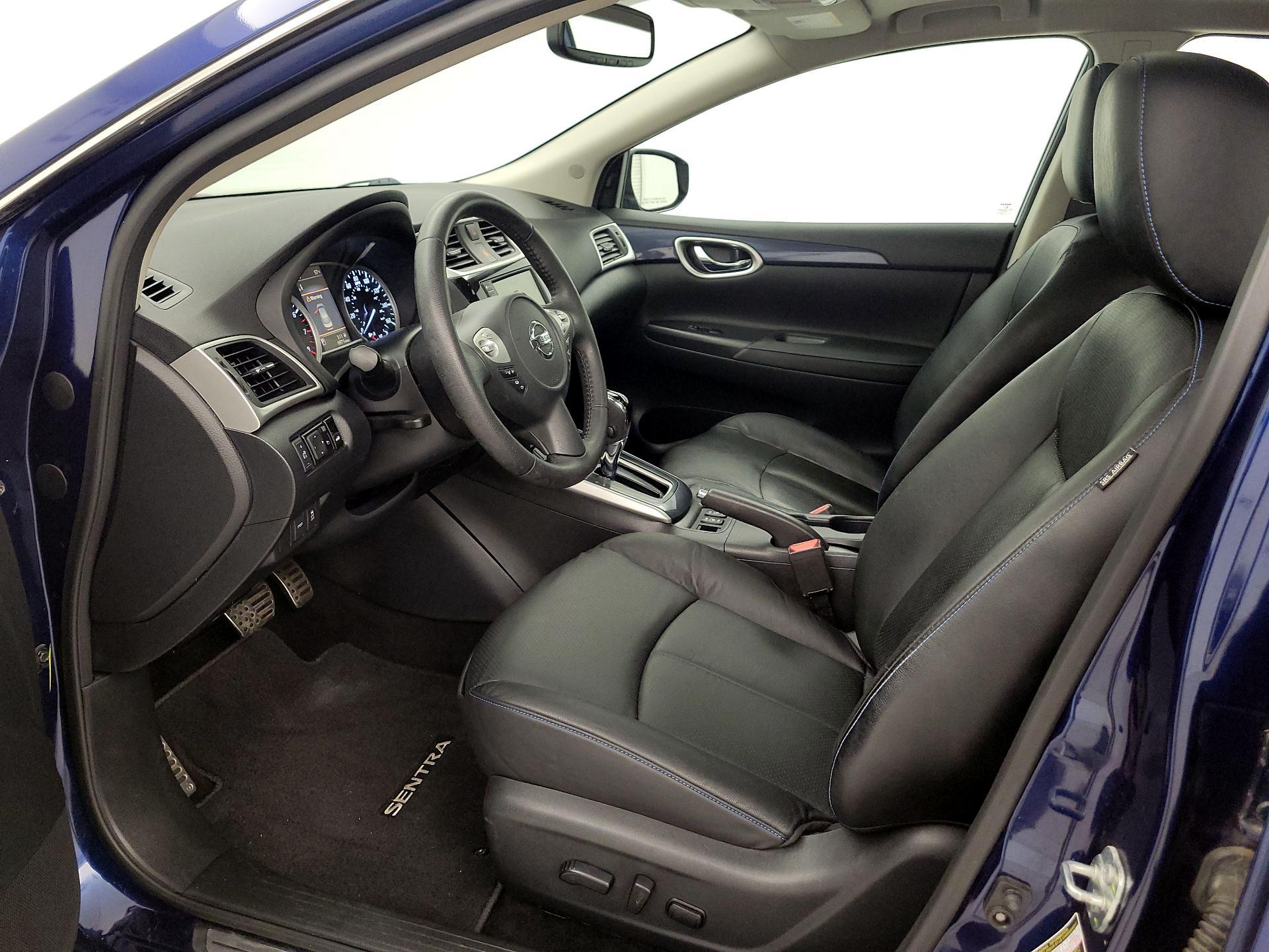 Thumbnail: 2019 Nissan Sentra - 11