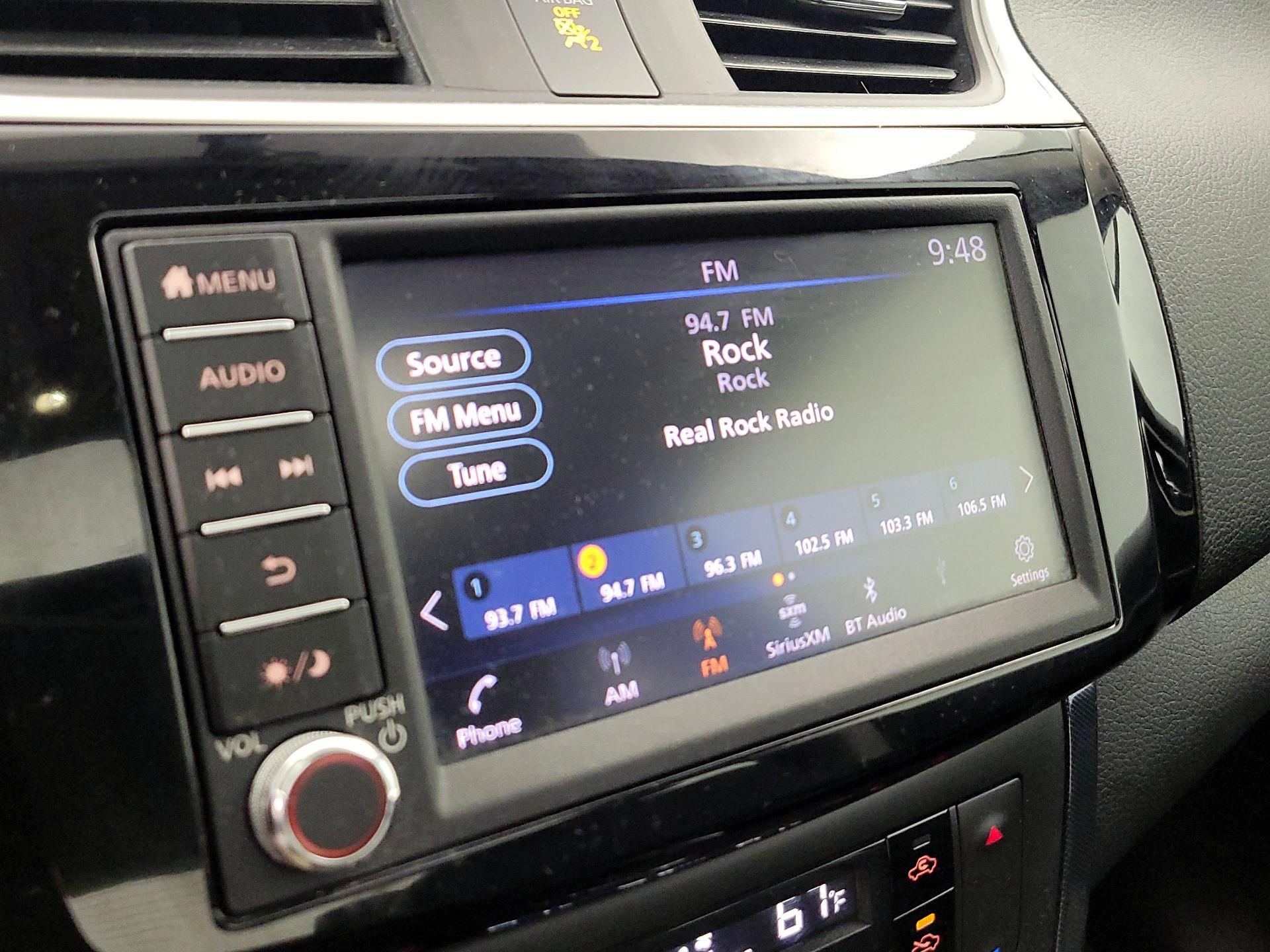 Thumbnail: 2019 Nissan Sentra - 15