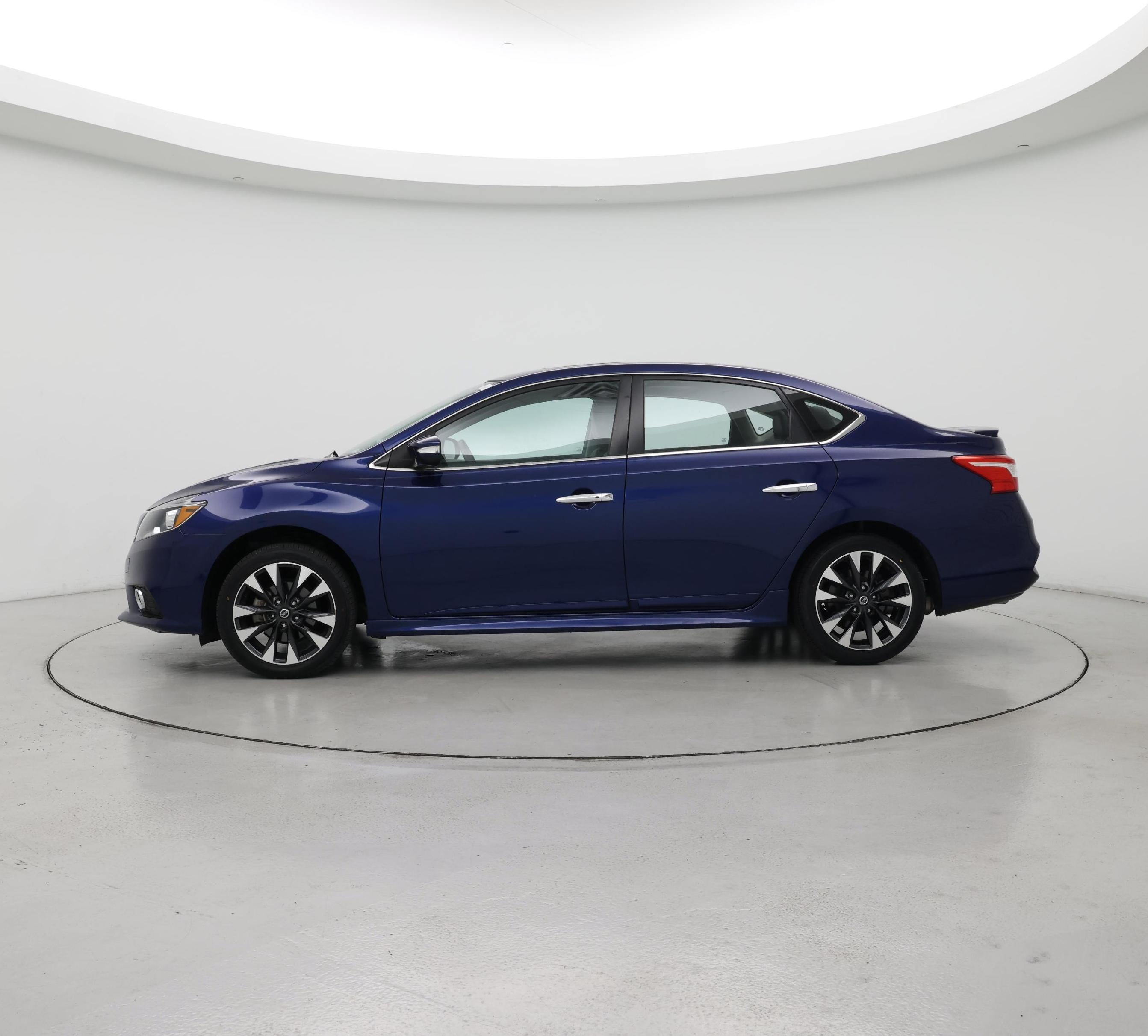 Thumbnail: 2019 Nissan Sentra - 3