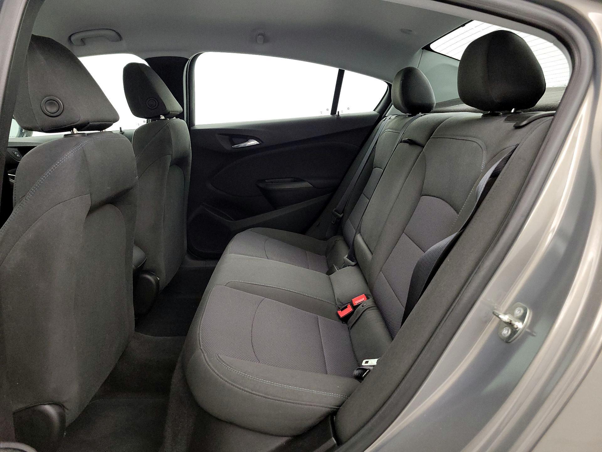 Thumbnail: 2019 Chevrolet Cruze - 19