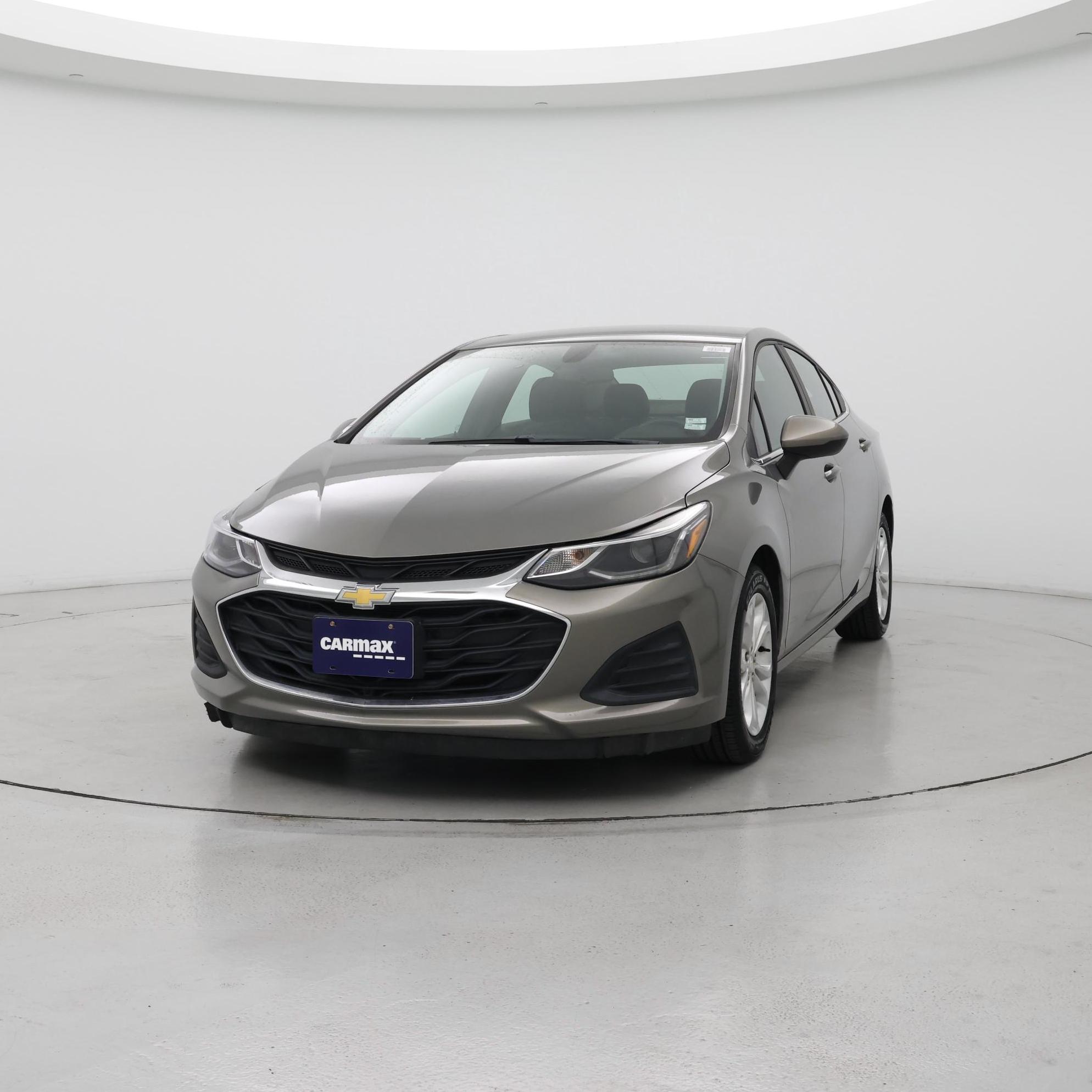 Thumbnail: 2019 Chevrolet Cruze - 4