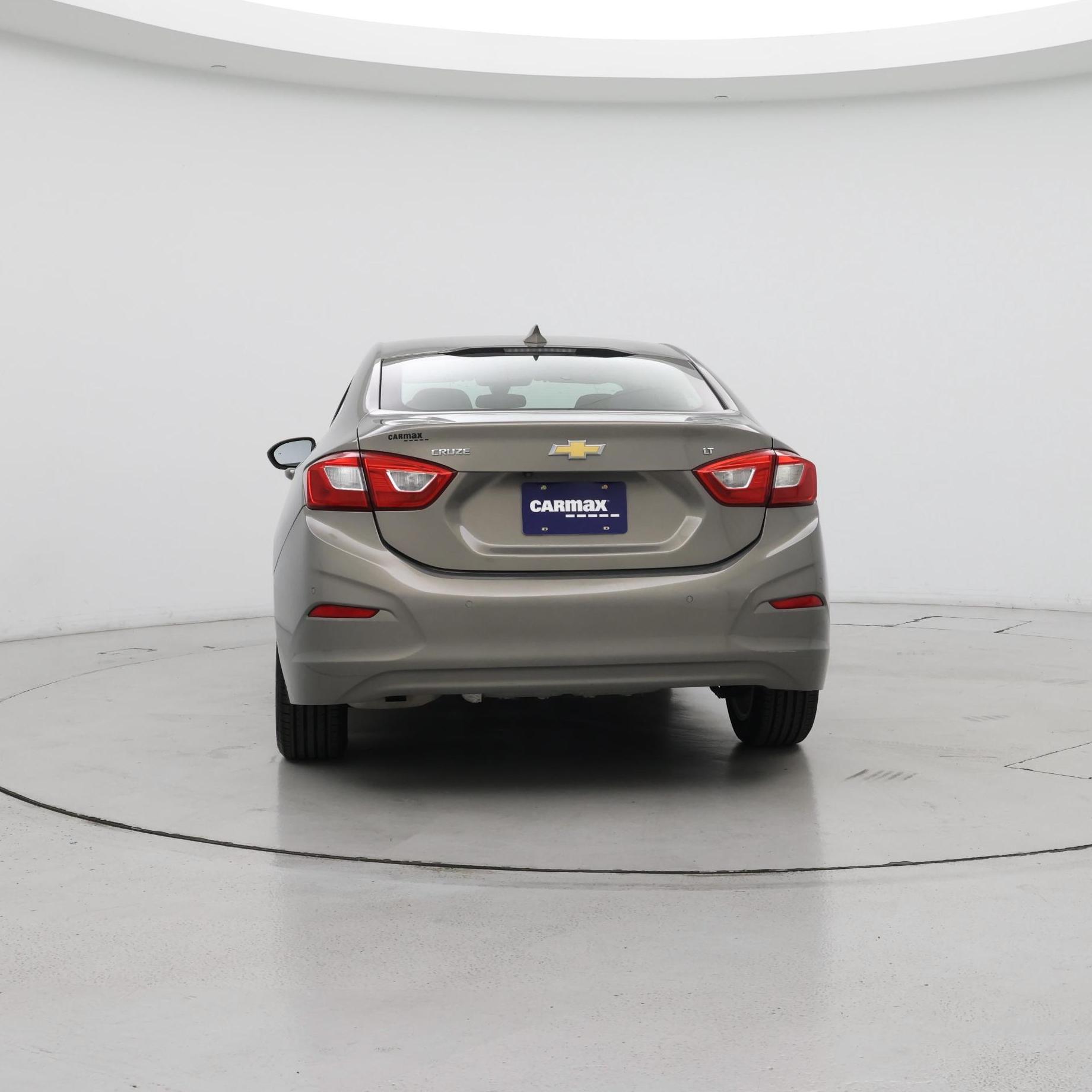 Thumbnail: 2019 Chevrolet Cruze - 6
