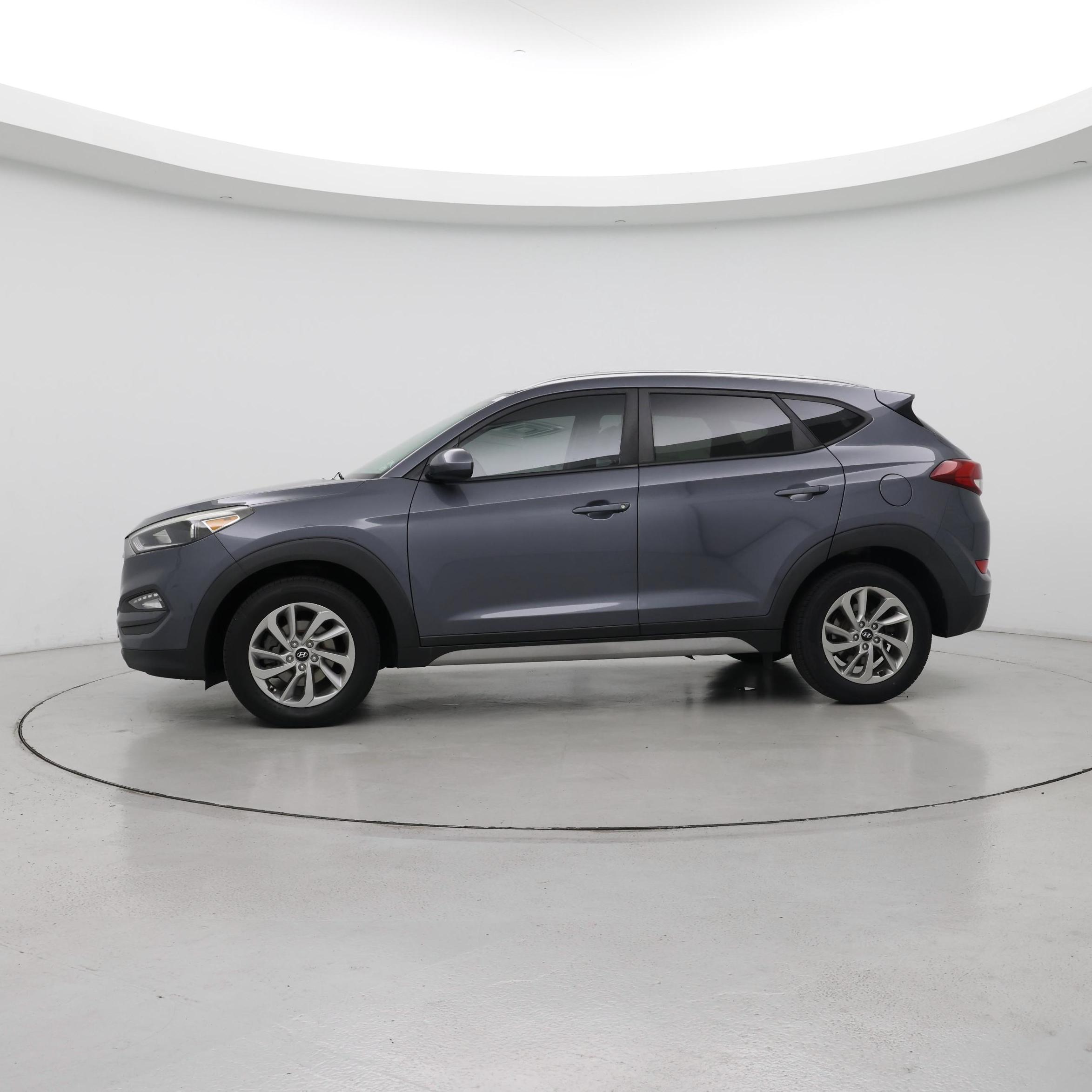 Thumbnail: 2018 Hyundai Tucson - 3