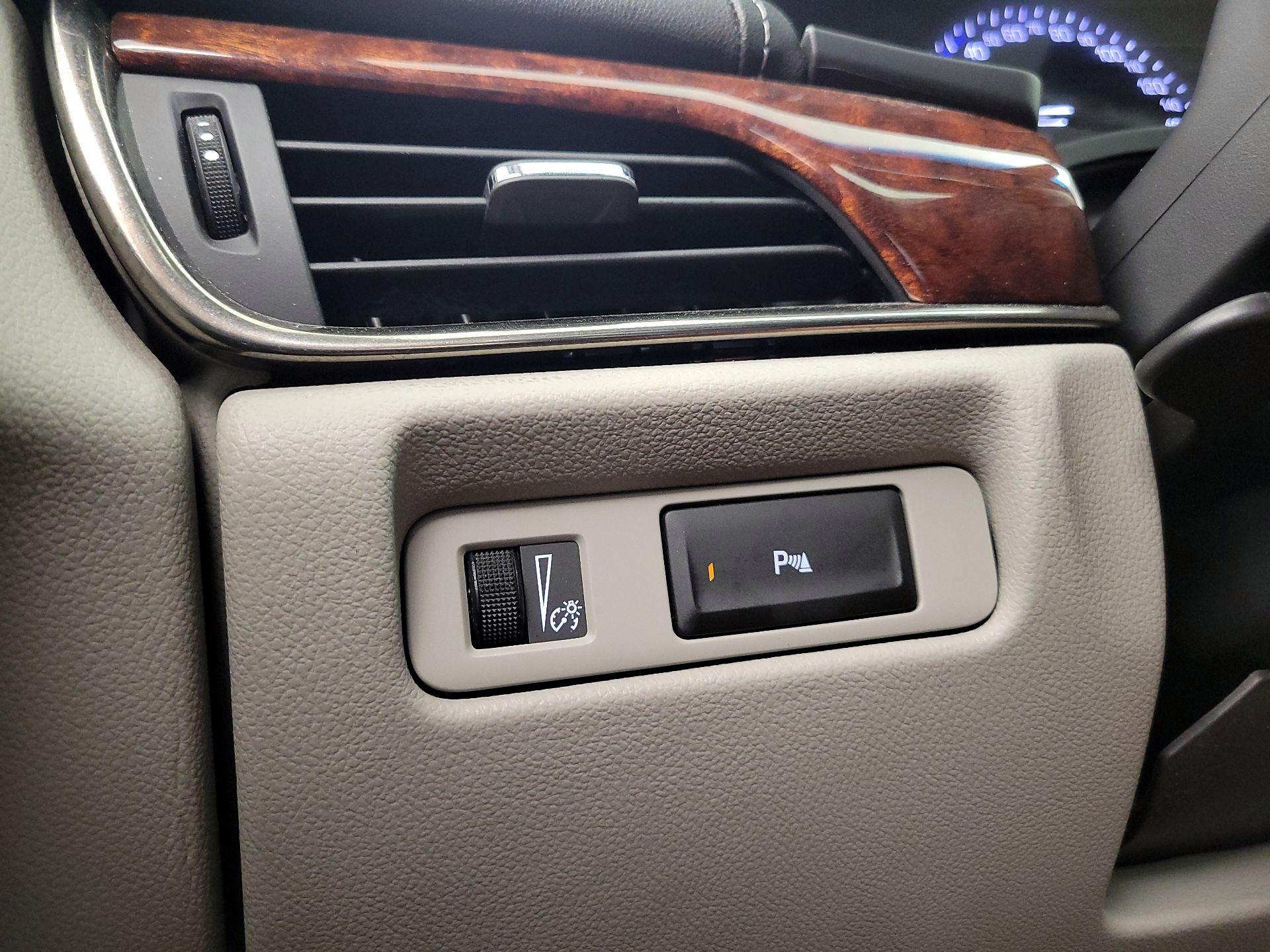 Thumbnail: 2015 Cadillac ATS - 13