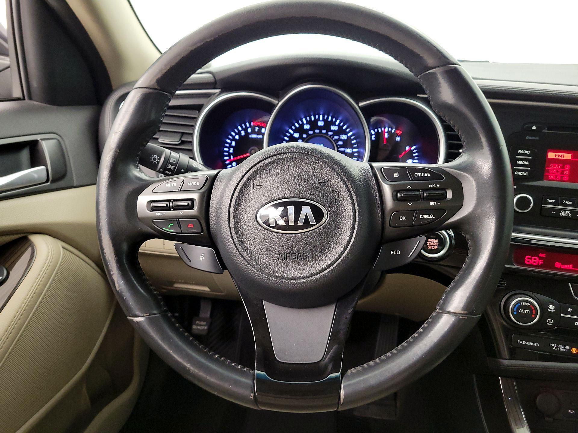 Thumbnail: 2015 Kia Optima - 10