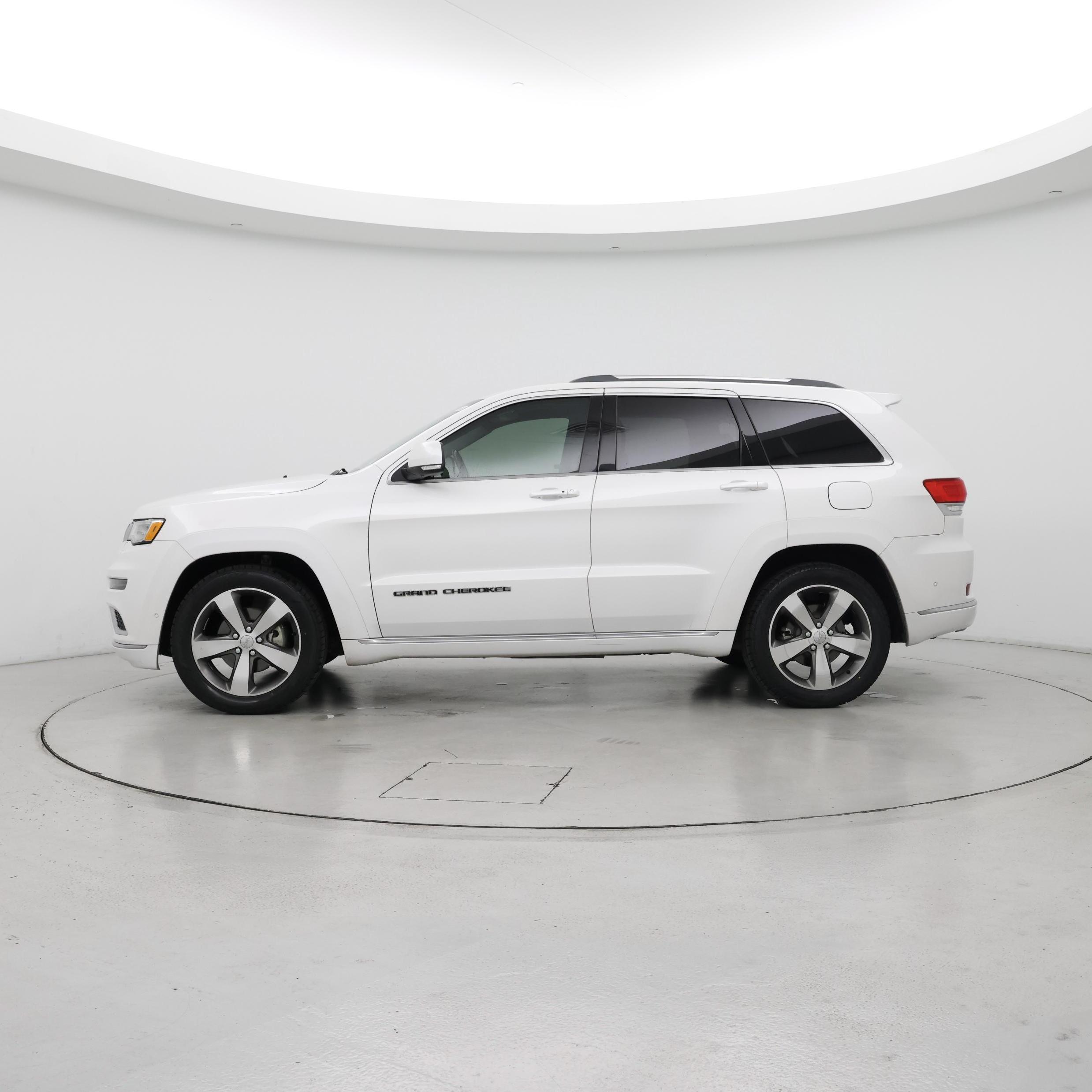 Thumbnail: 2018 Jeep Grand Cherokee - 3