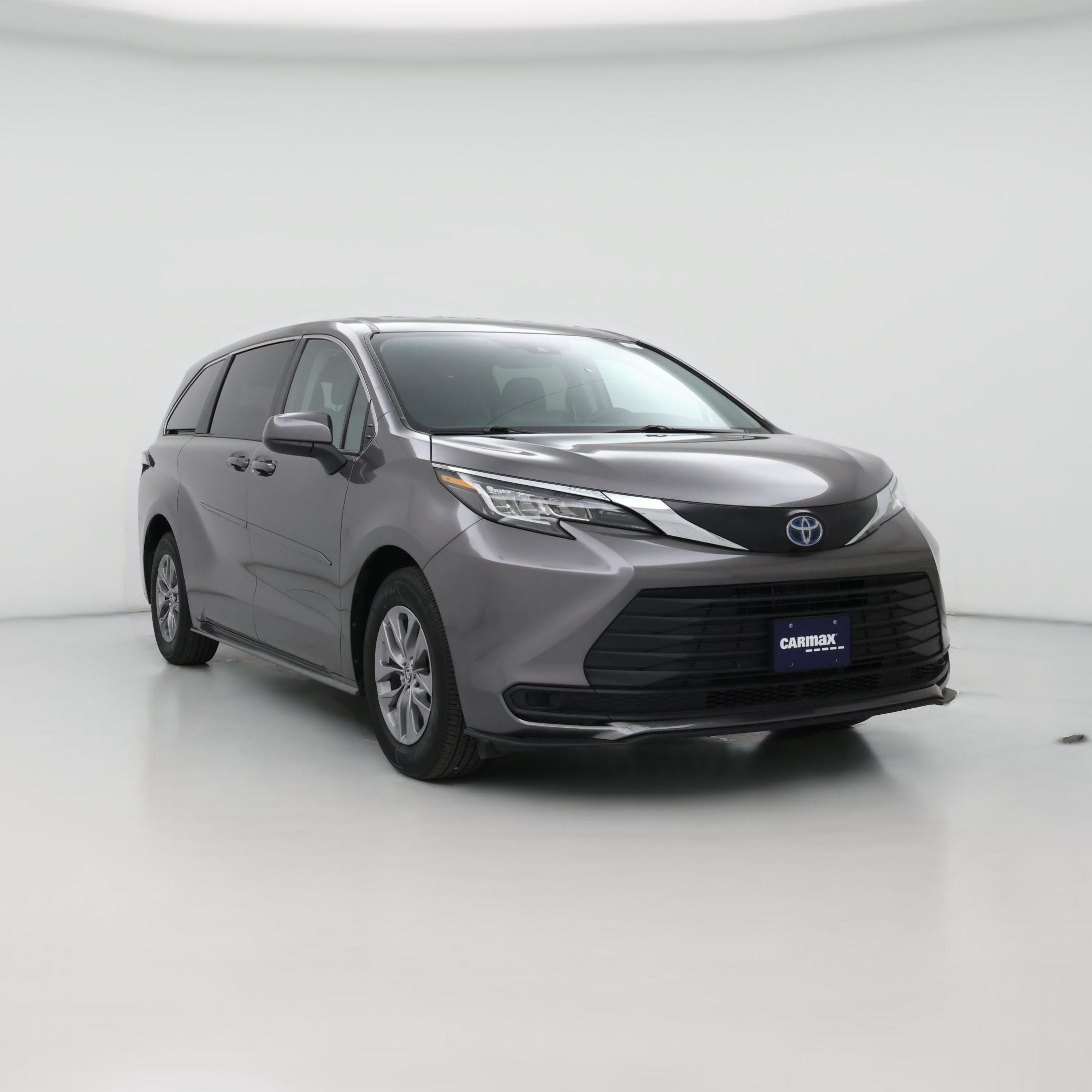 Thumbnail: 2023 Toyota Sienna - 1