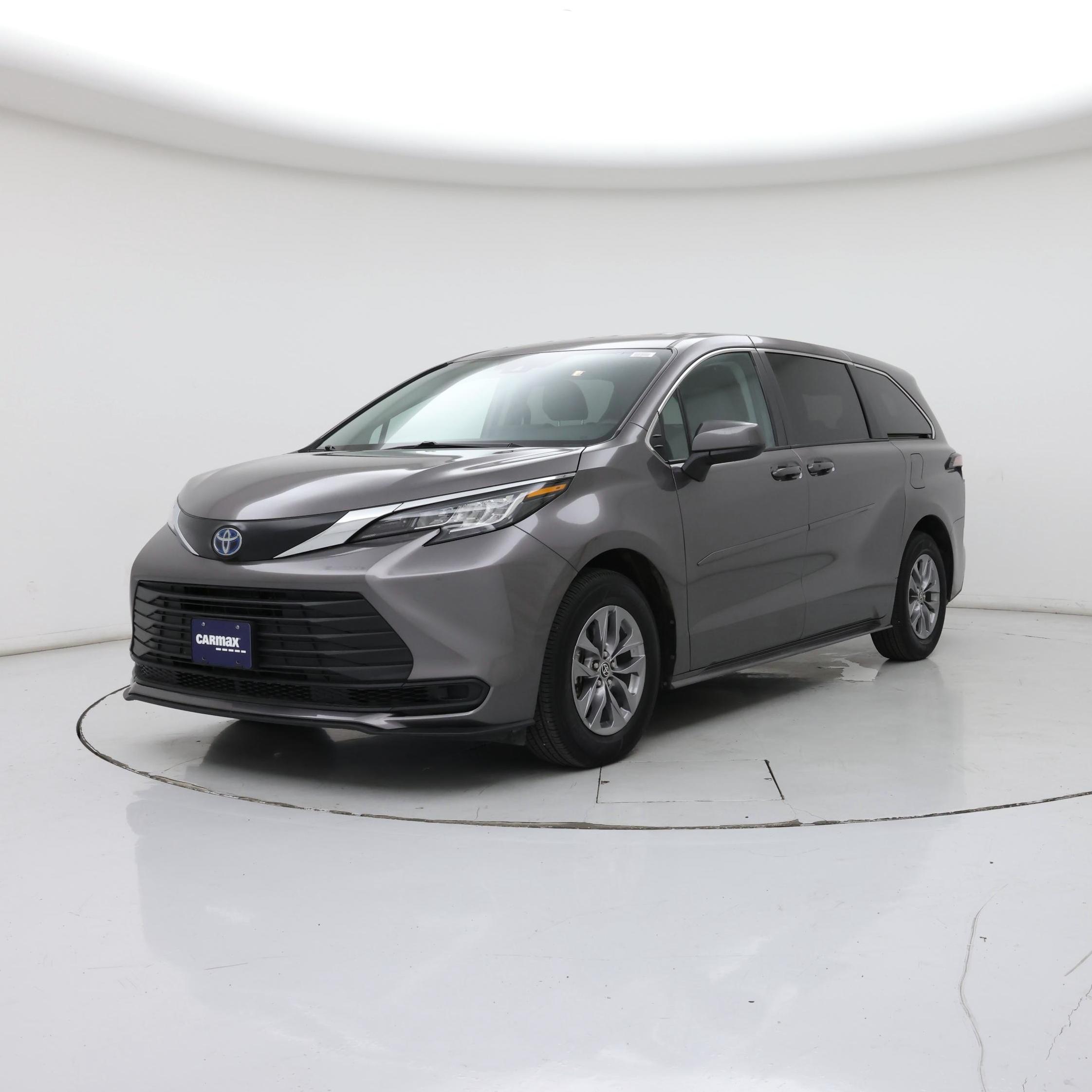 Thumbnail: 2023 Toyota Sienna - 4