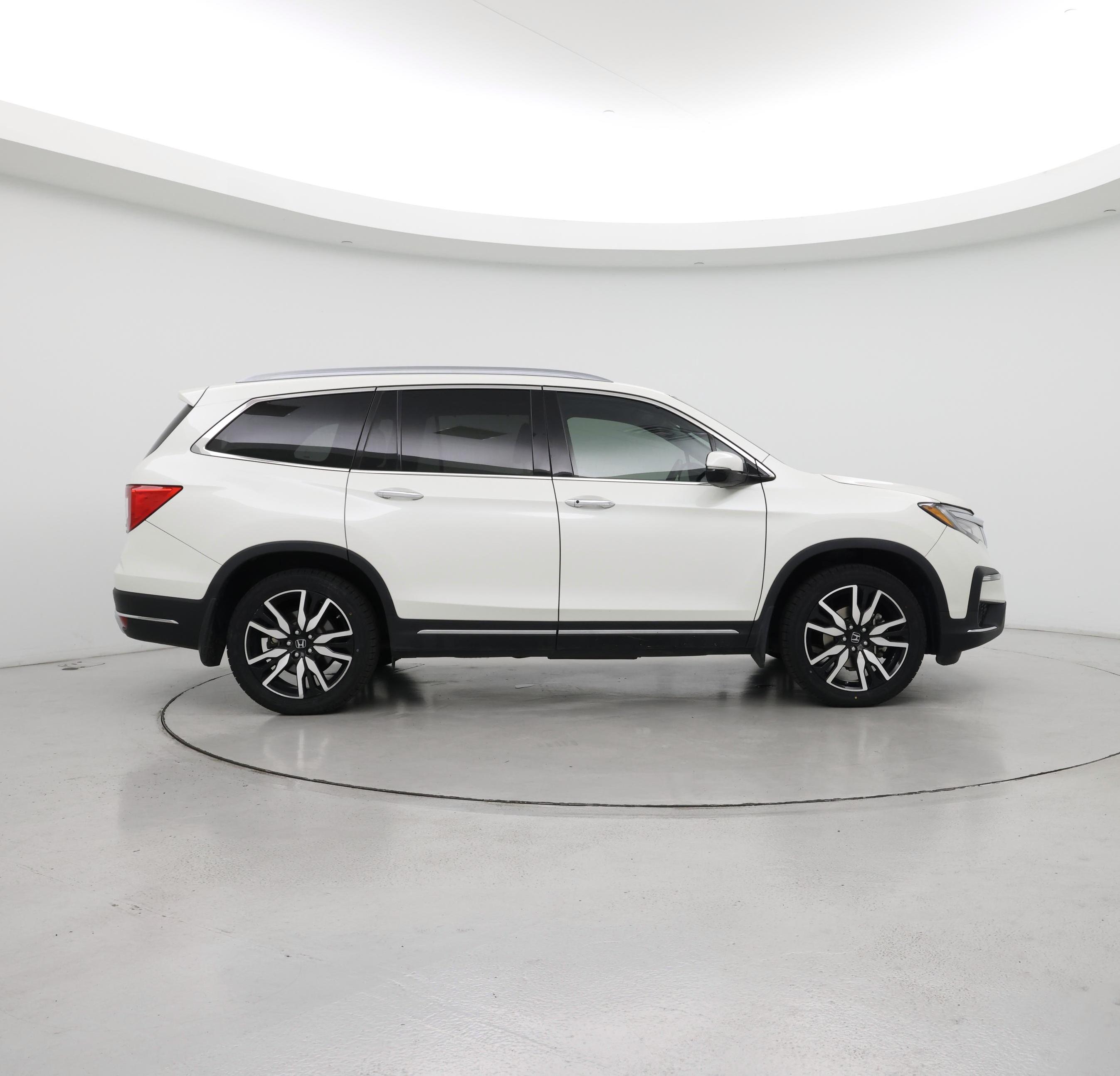 Thumbnail: 2019 Honda Pilot - 7