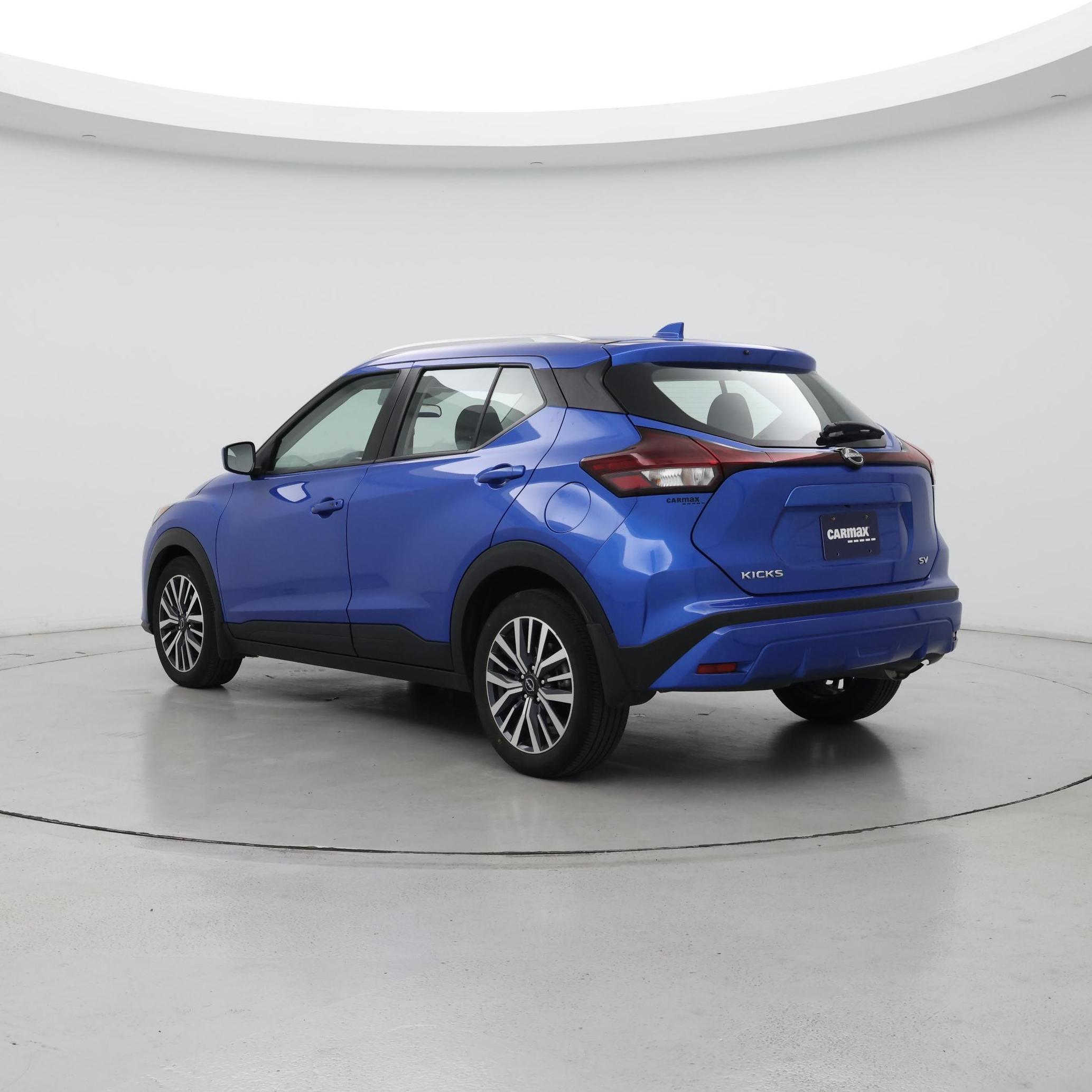 Thumbnail: 2023 Nissan Kicks - 2