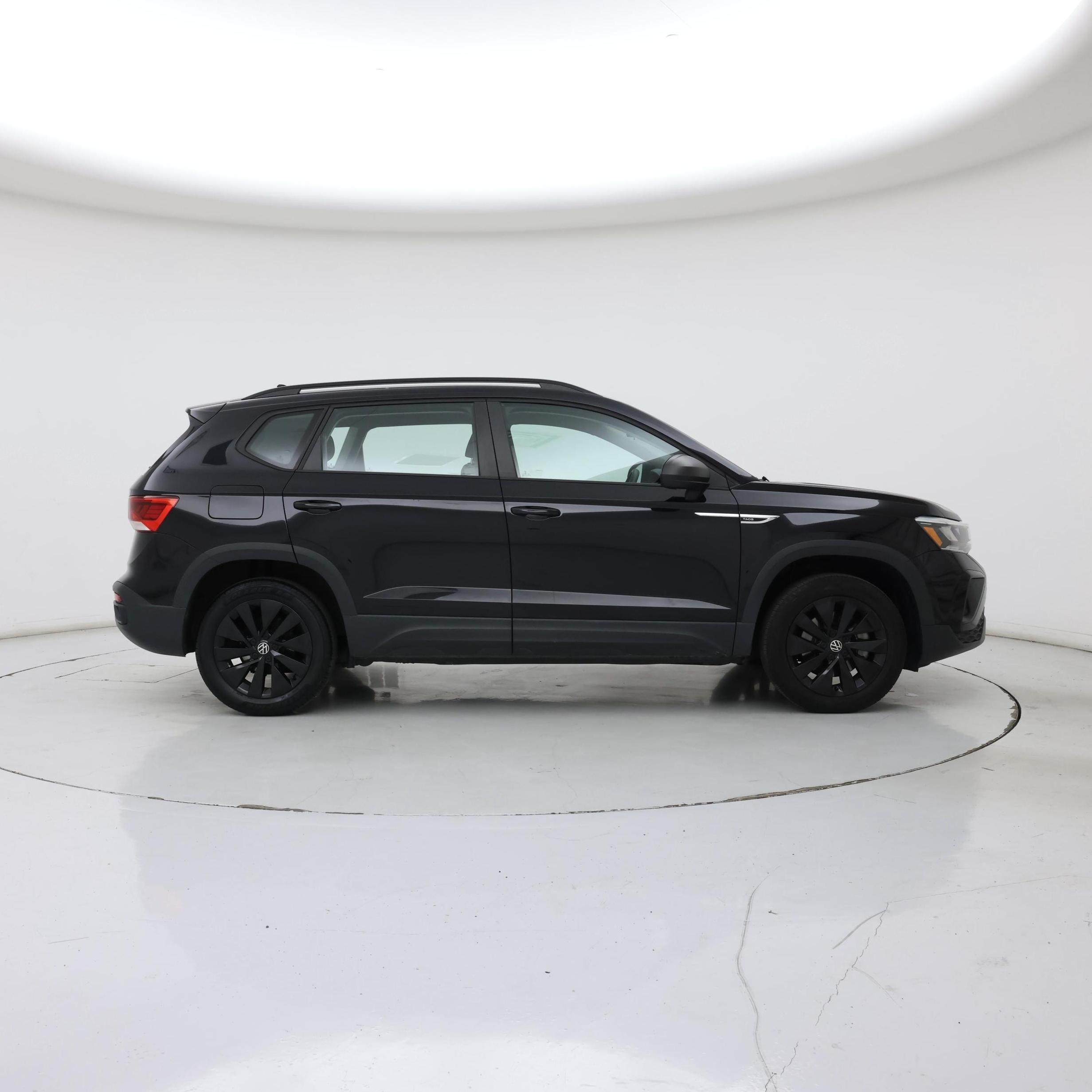 Thumbnail: 2022 Volkswagen Taos - 7