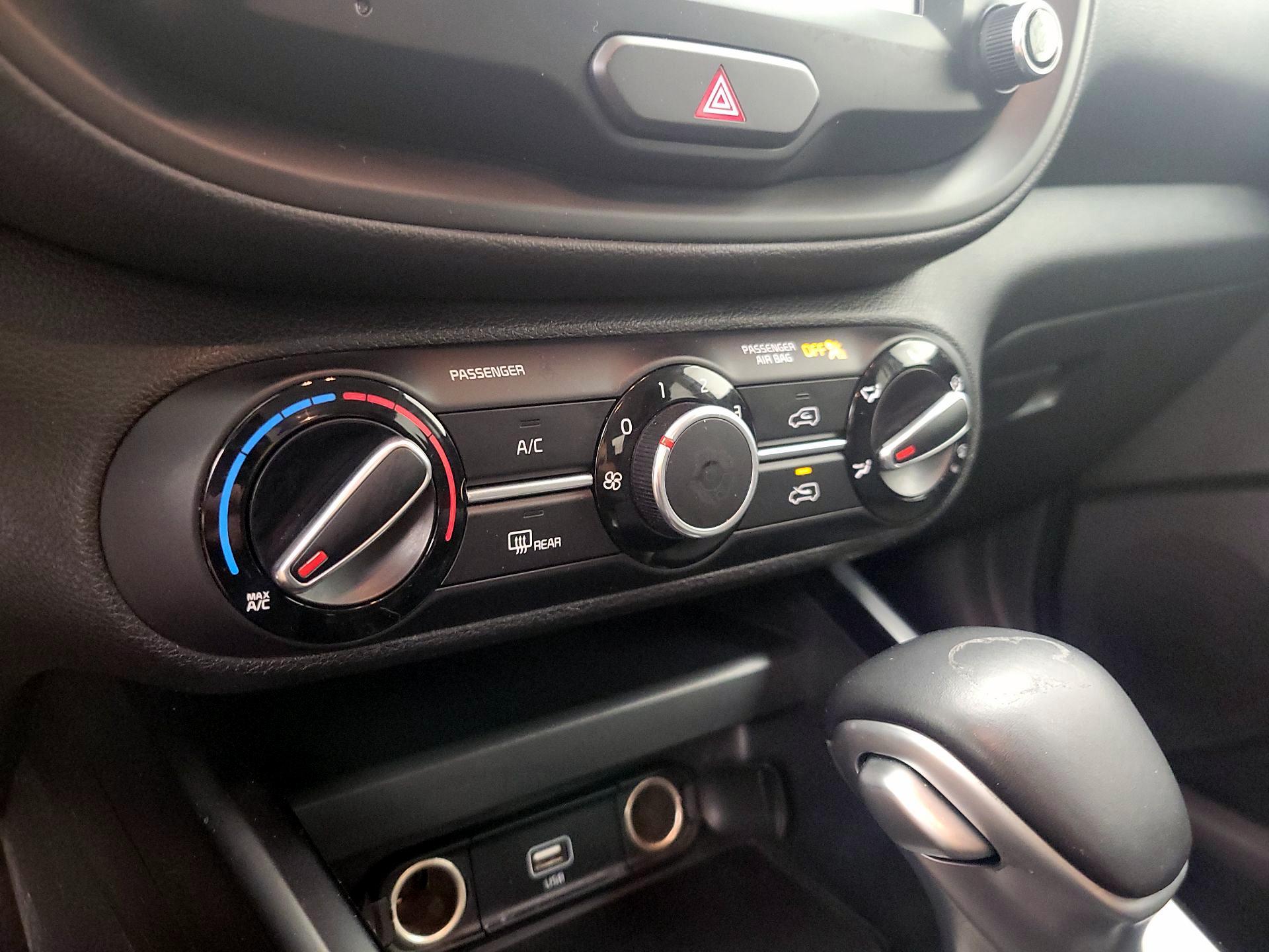 Thumbnail: 2020 Kia Soul - 16