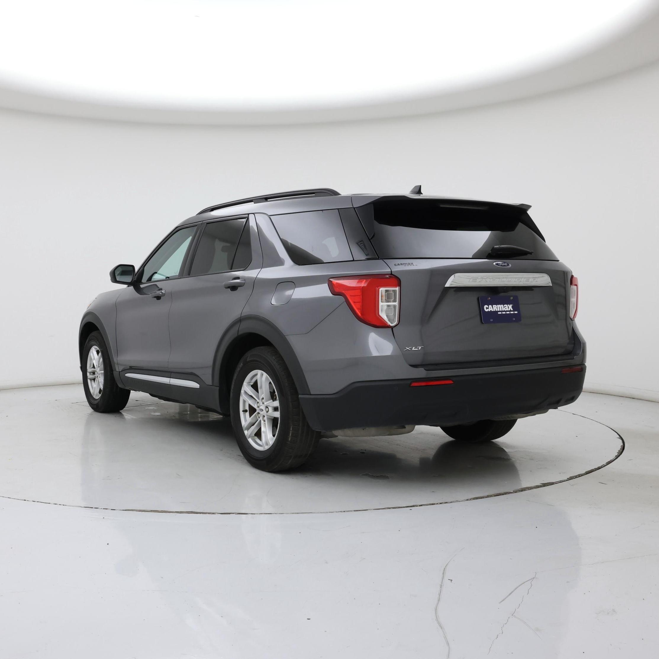 Thumbnail: 2022 Ford Explorer - 2