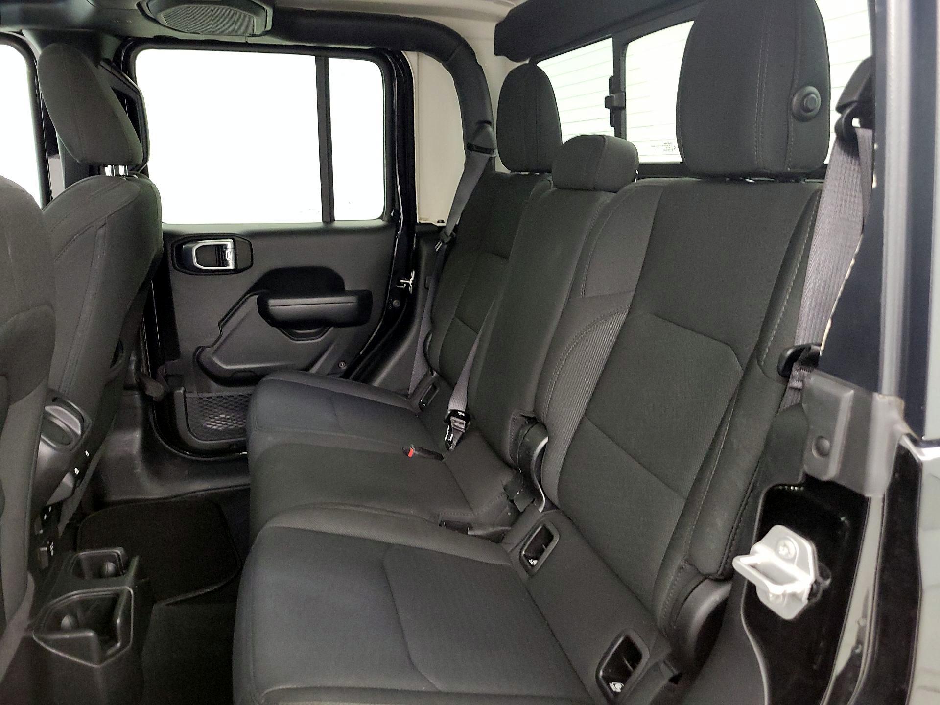 Thumbnail: 2023 Jeep Gladiator - 20