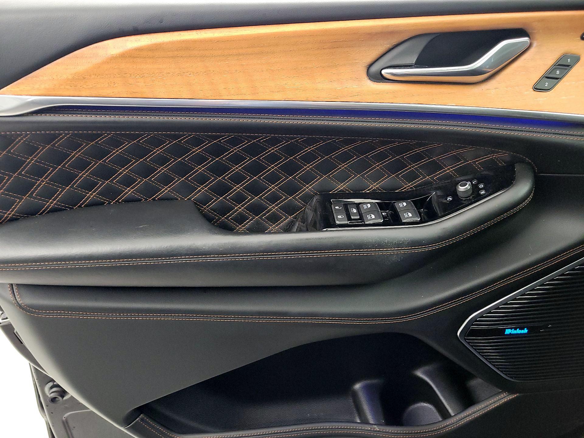 Thumbnail: 2021 Jeep Grand Cherokee L - 12