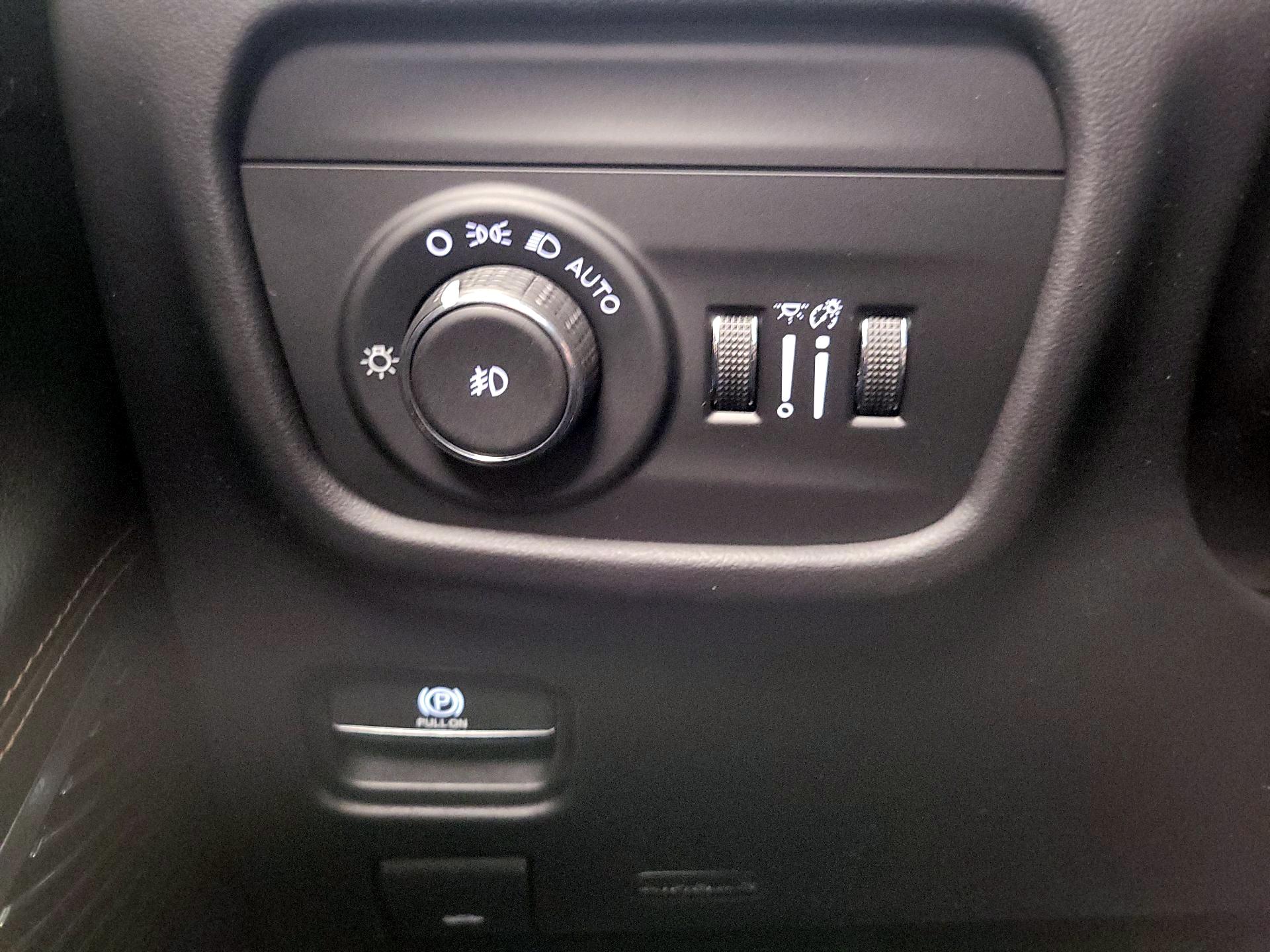 Thumbnail: 2021 Jeep Grand Cherokee L - 13