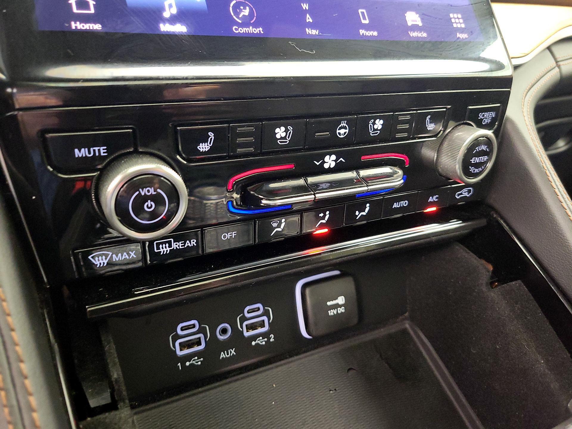 Thumbnail: 2021 Jeep Grand Cherokee L - 17