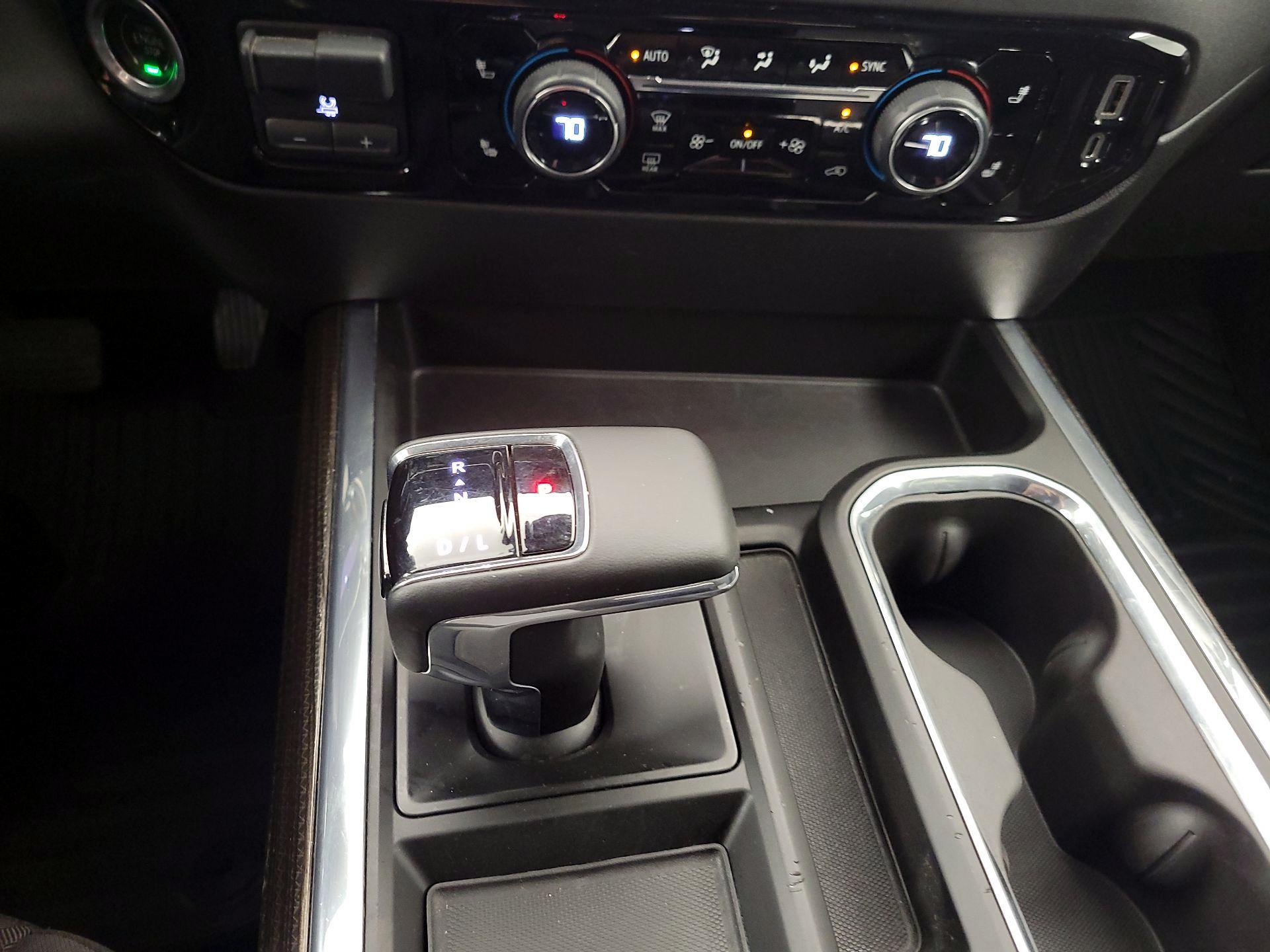 Thumbnail: 2023 Chevrolet Silverado 1500 - 17