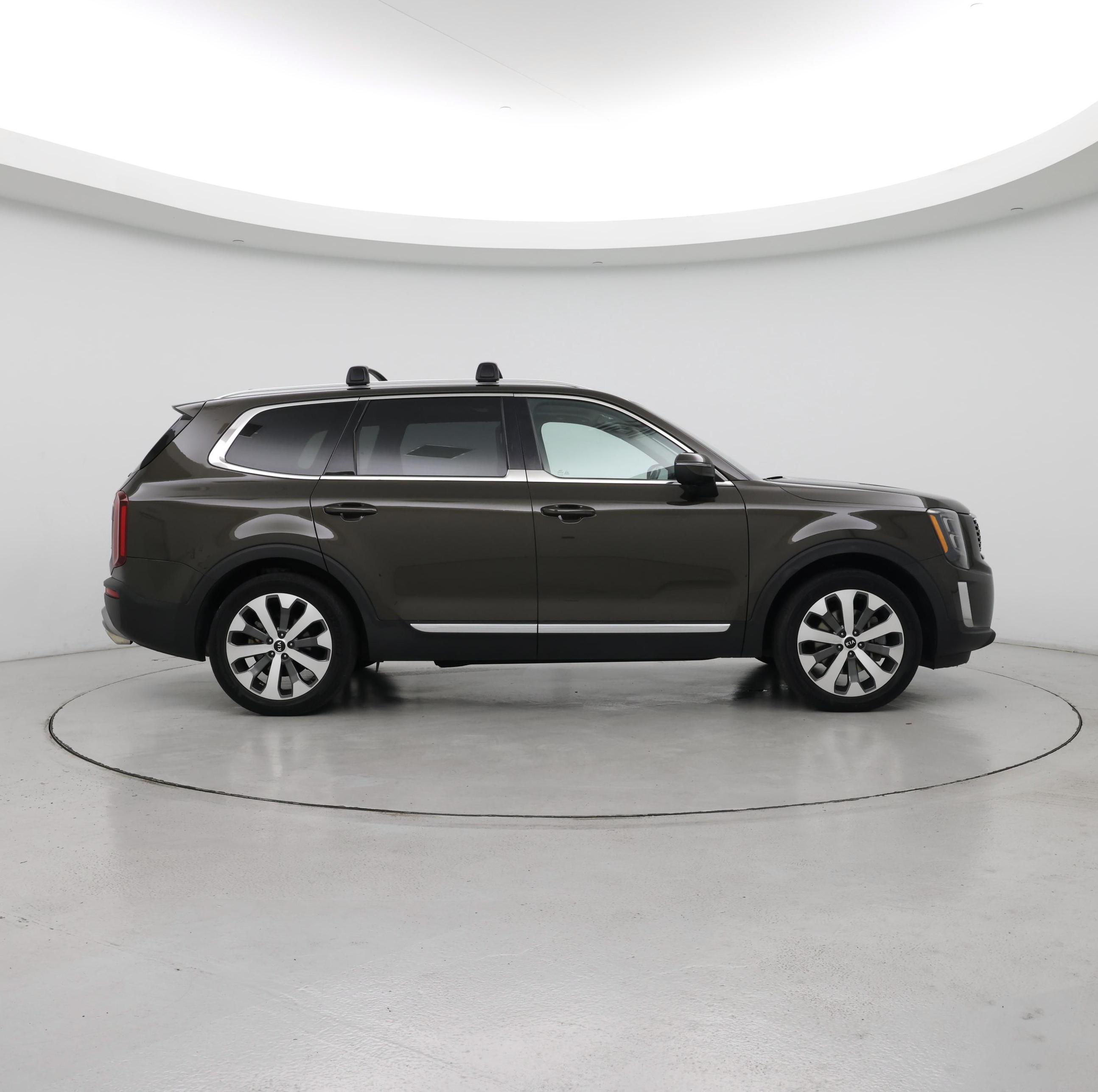 Thumbnail: 2021 Kia Telluride - 7
