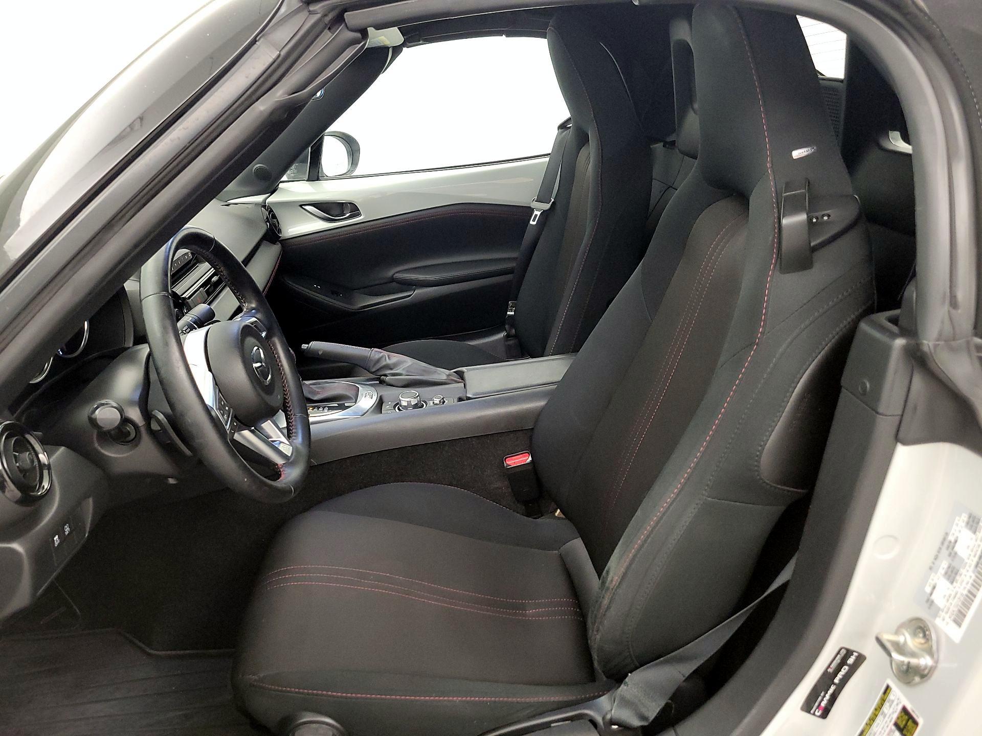 Thumbnail: 2016 Mazda MX-5 Miata - 11