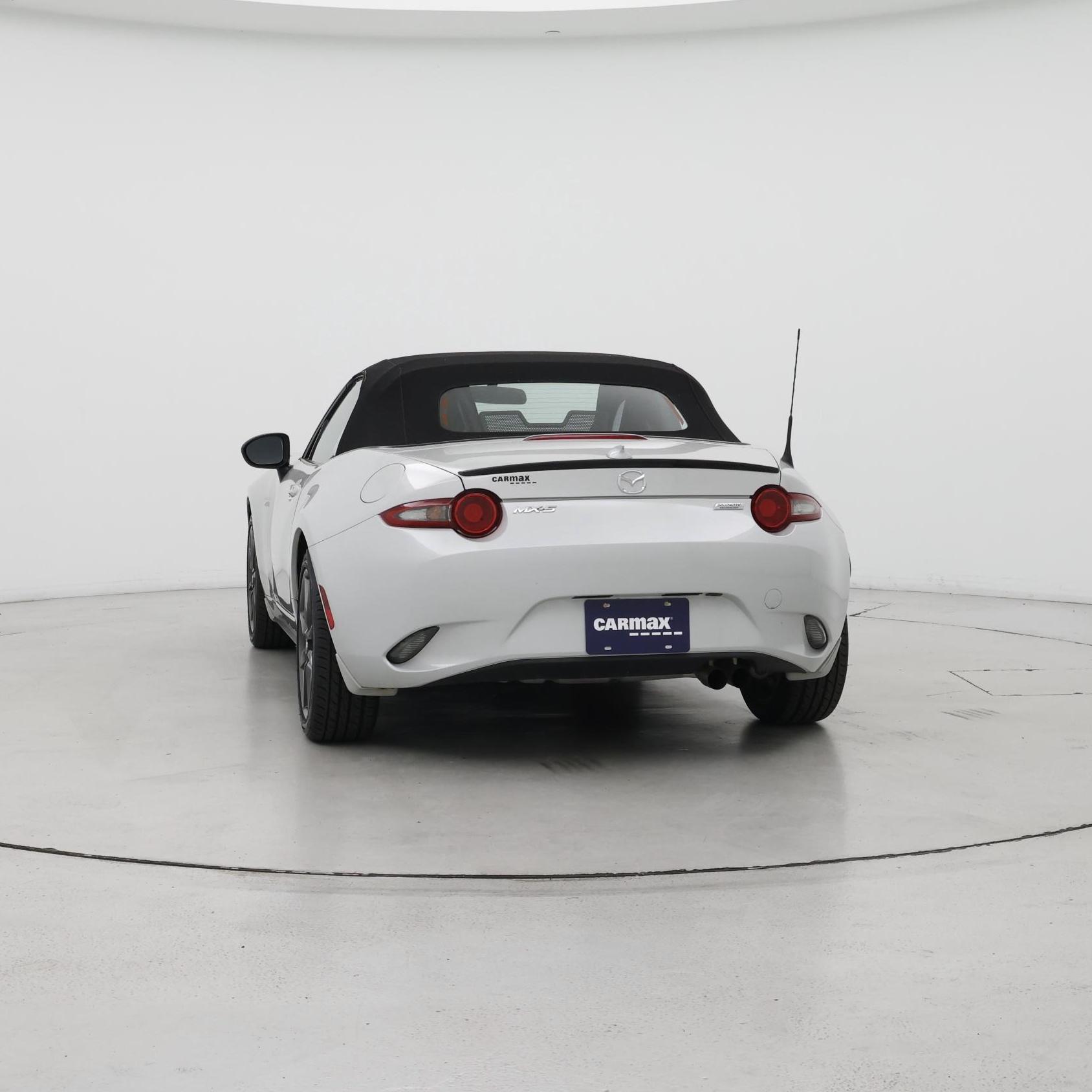 Thumbnail: 2016 Mazda MX-5 Miata - 6