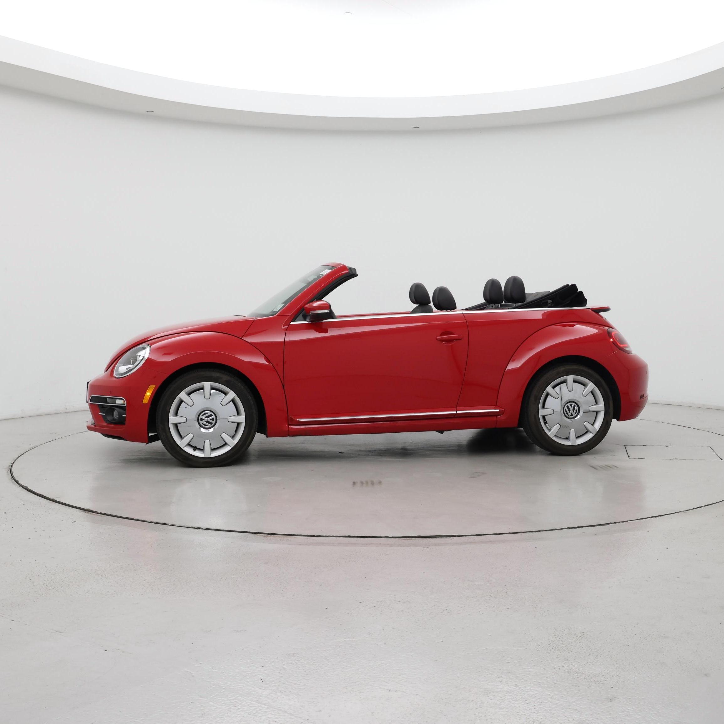 Thumbnail: 2019 Volkswagen Beetle - 3