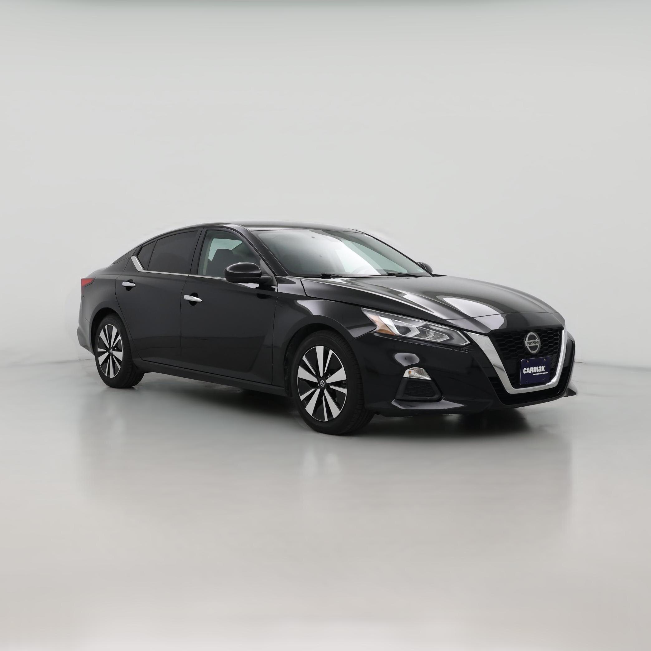 Thumbnail: 2022 Nissan Altima - 1