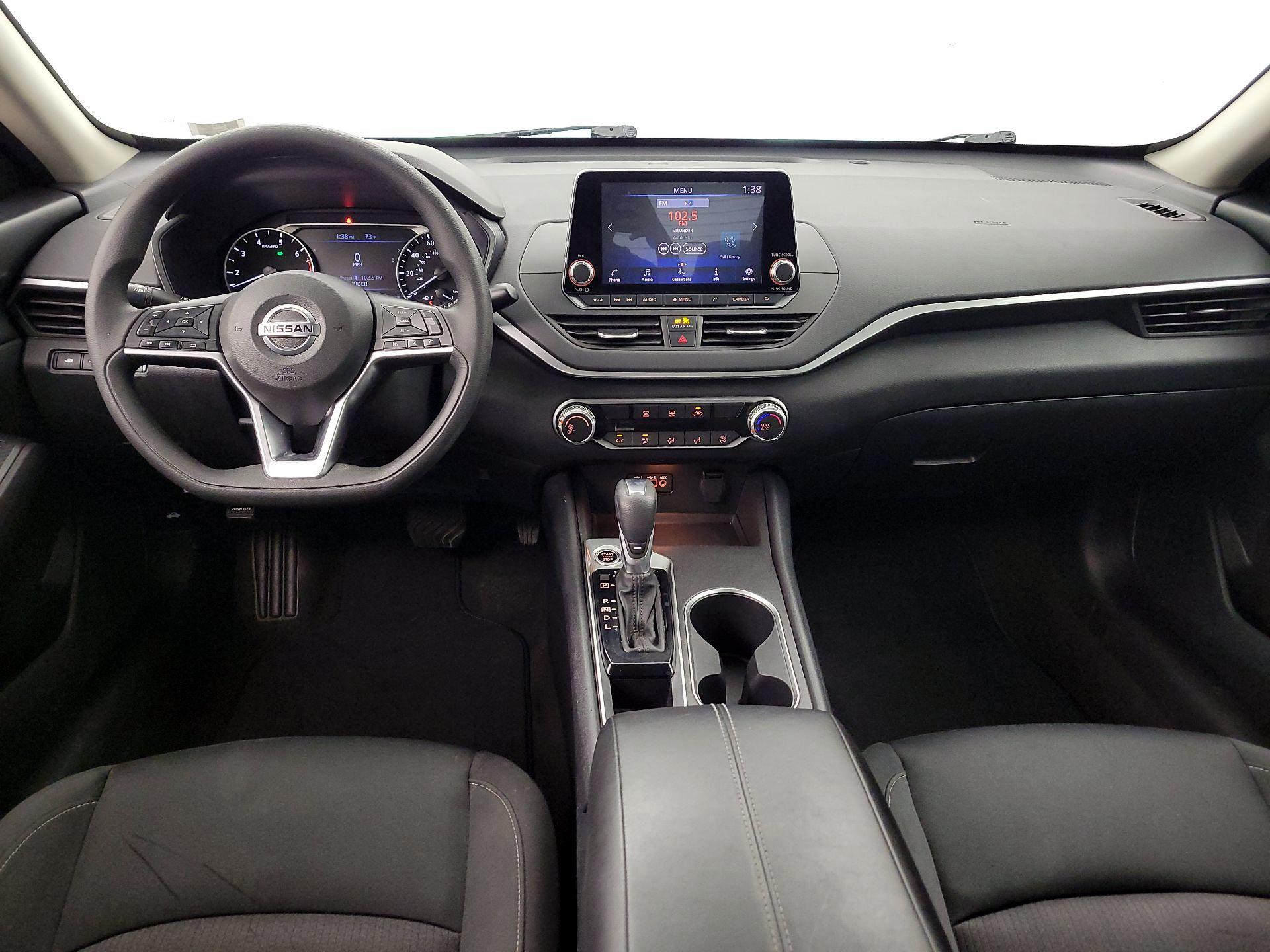 Thumbnail: 2022 Nissan Altima - 9