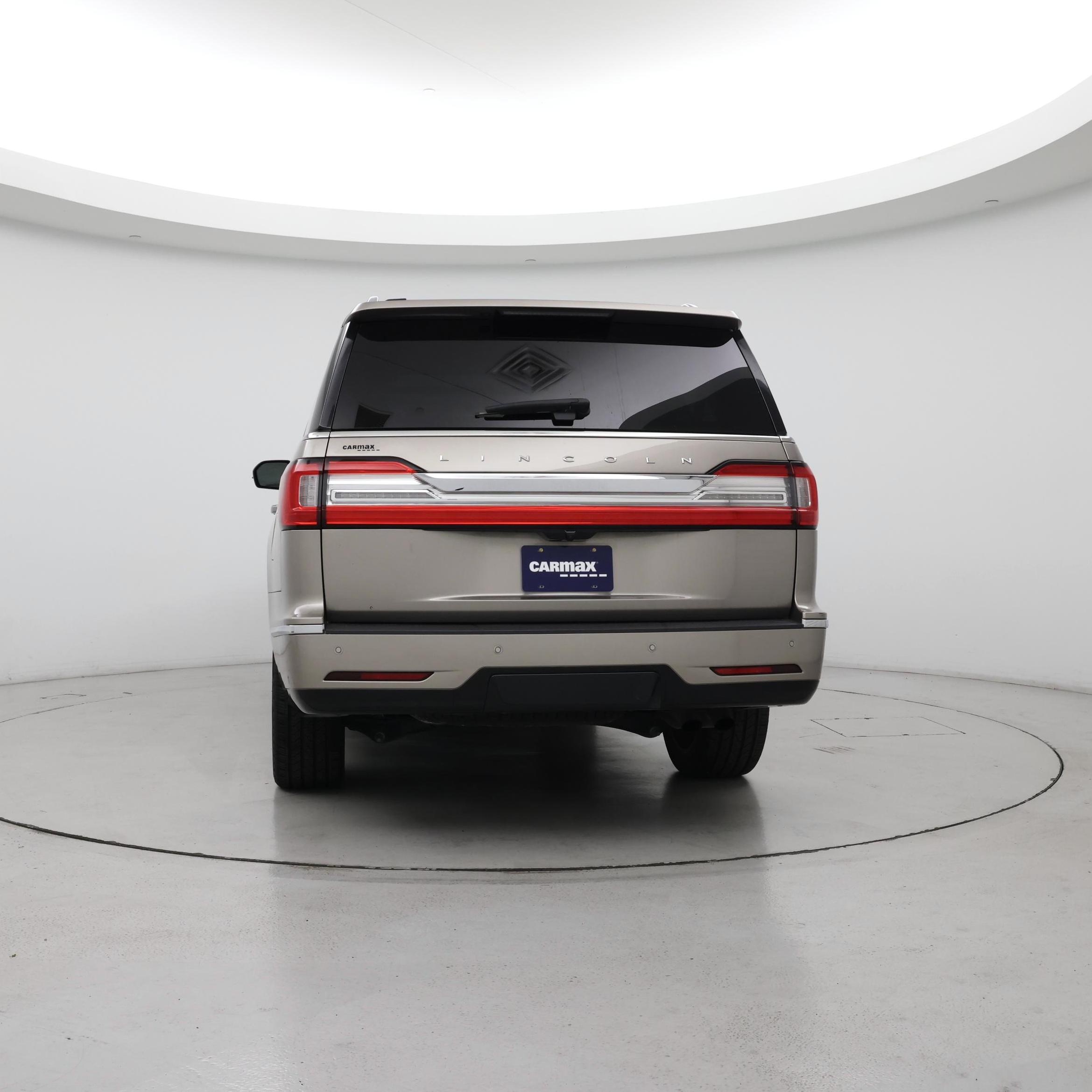 Thumbnail: 2020 Lincoln Navigator - 6