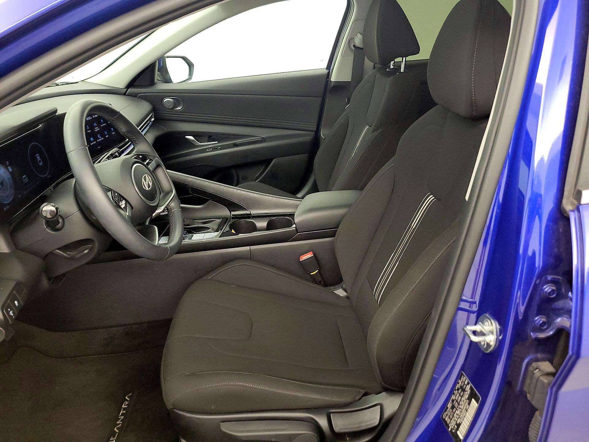 Thumbnail: 2024 Hyundai Elantra - 11