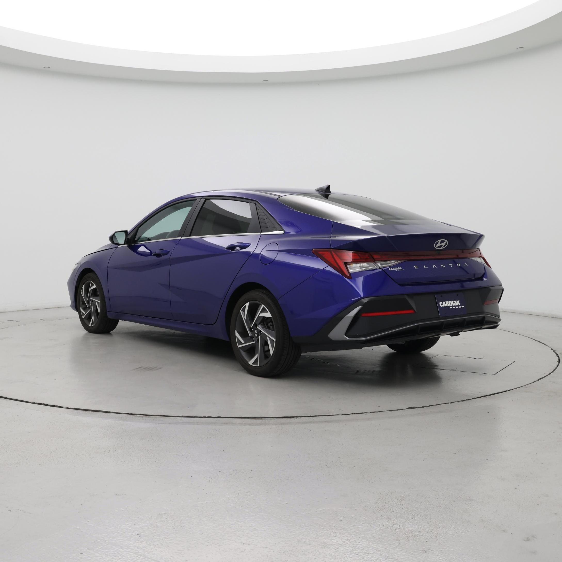 Thumbnail: 2024 Hyundai Elantra - 2