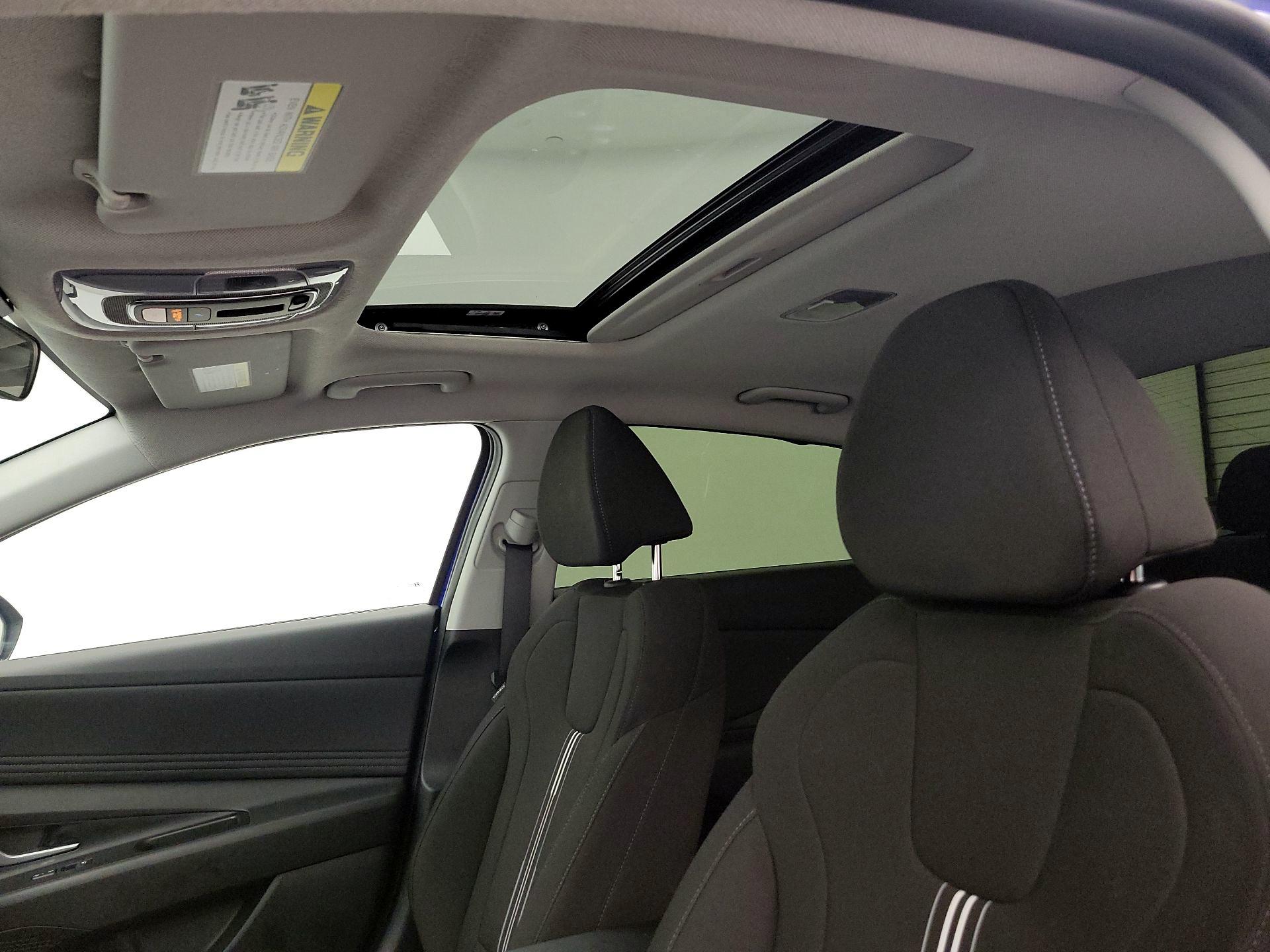 Thumbnail: 2024 Hyundai Elantra - 20