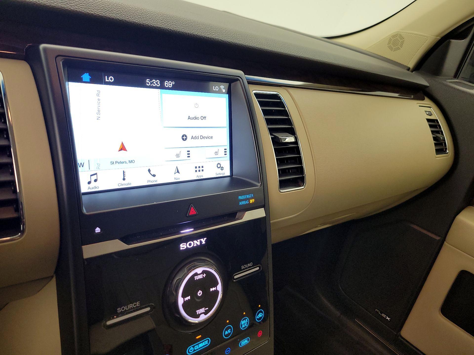 Thumbnail: 2017 Ford Flex - 15