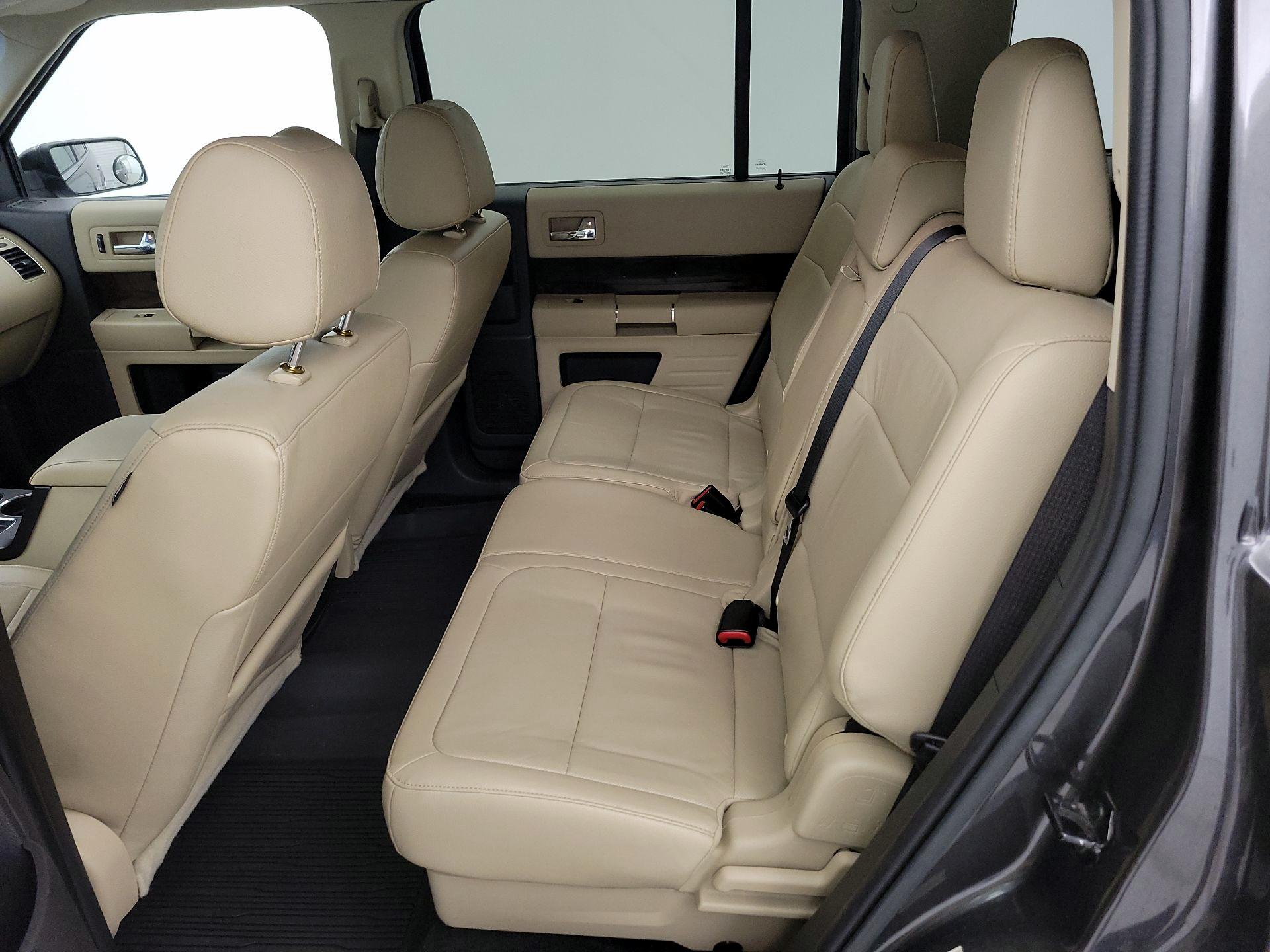 Thumbnail: 2017 Ford Flex - 18