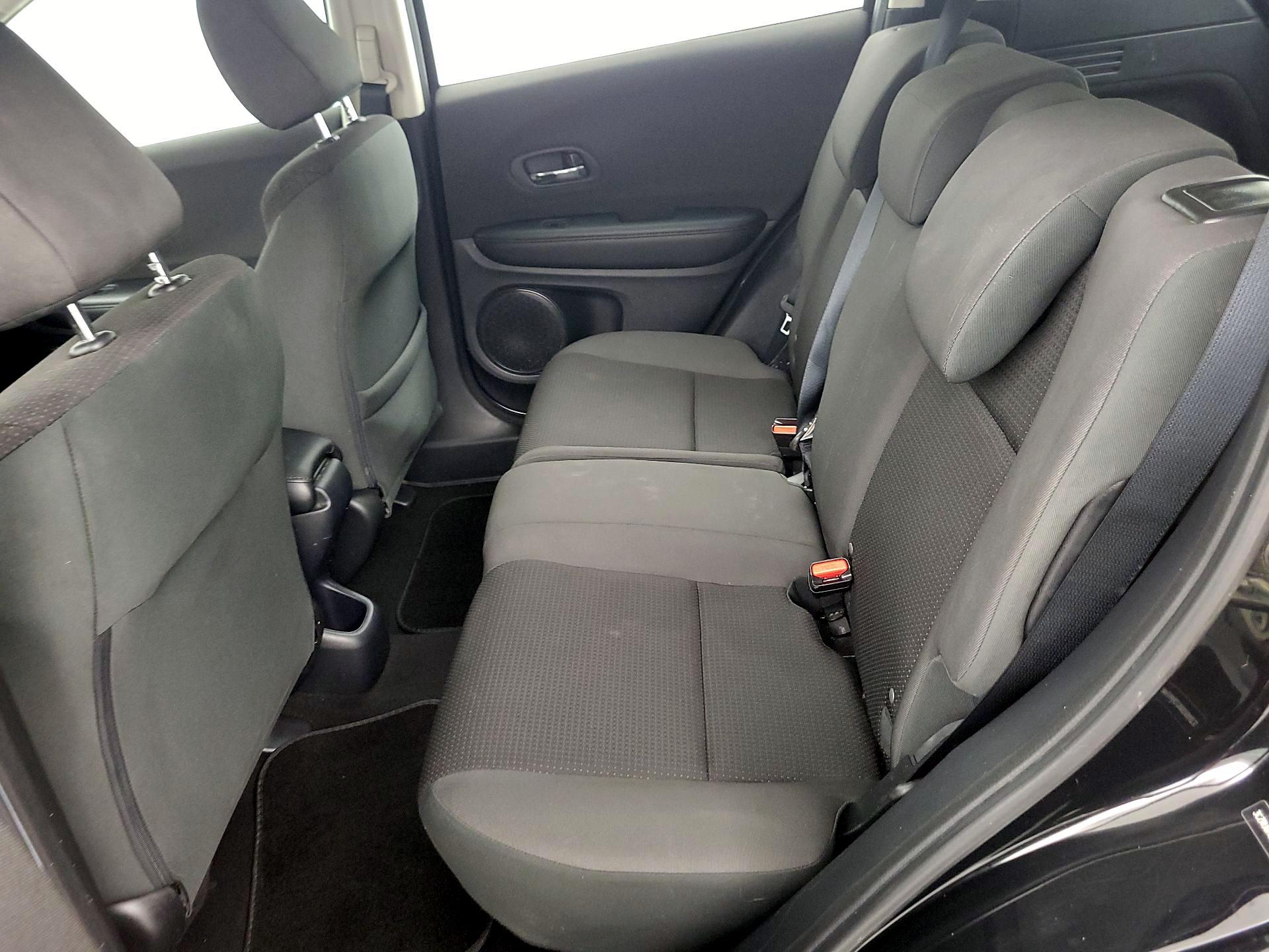 Thumbnail: 2019 Honda HR-V - 19