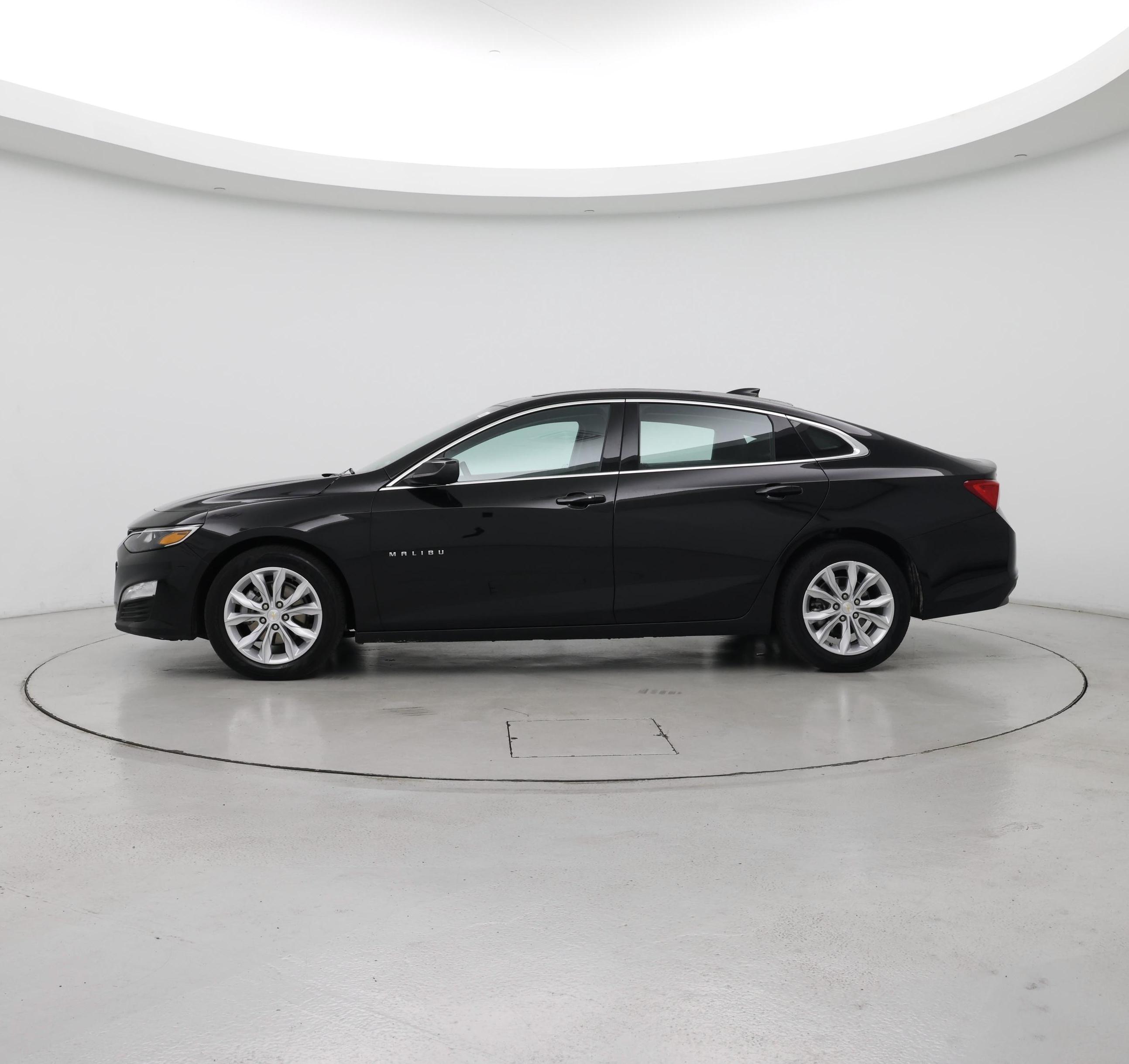 Thumbnail: 2024 Chevrolet Malibu - 3