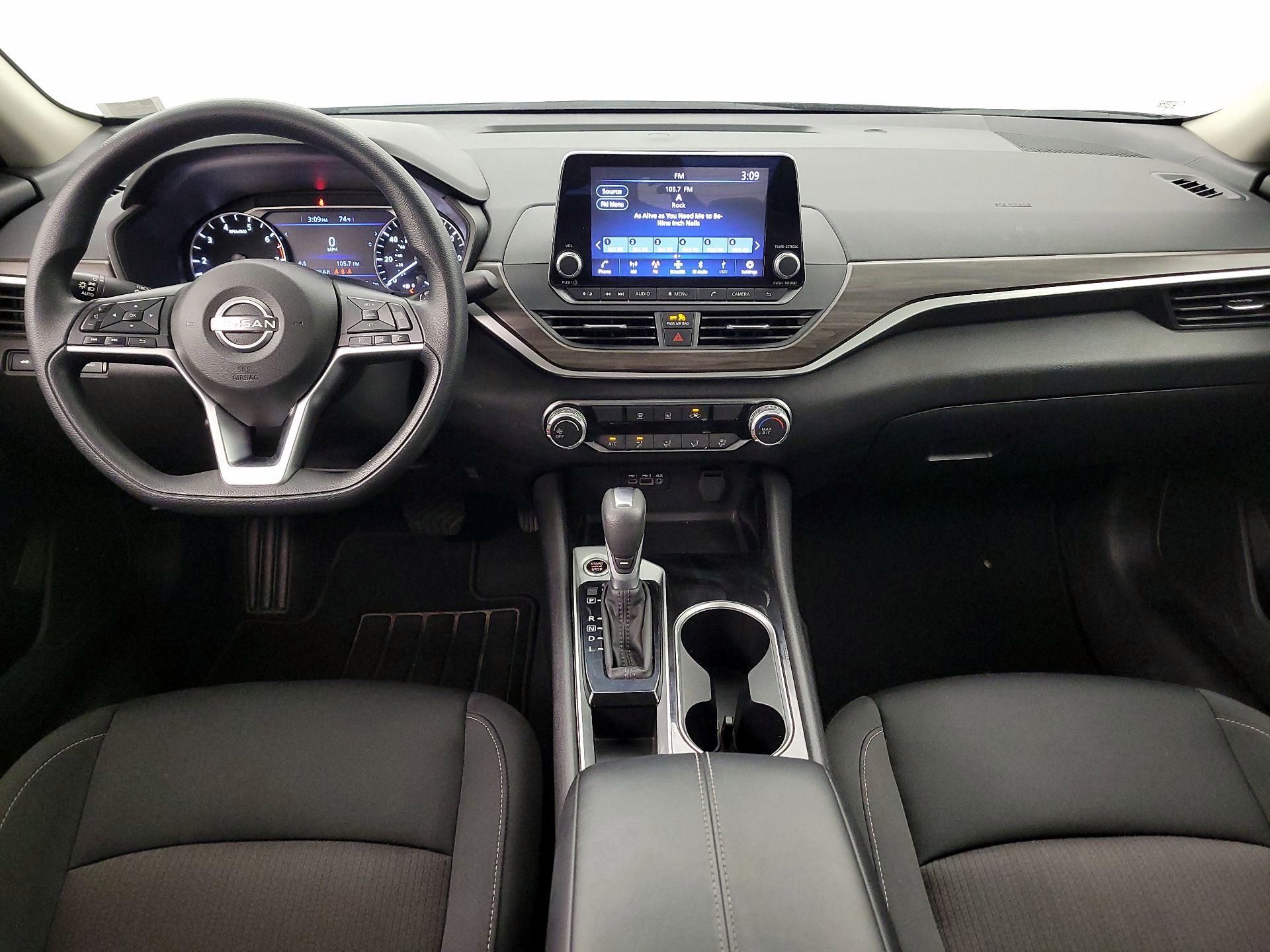Thumbnail: 2024 Nissan Altima - 9