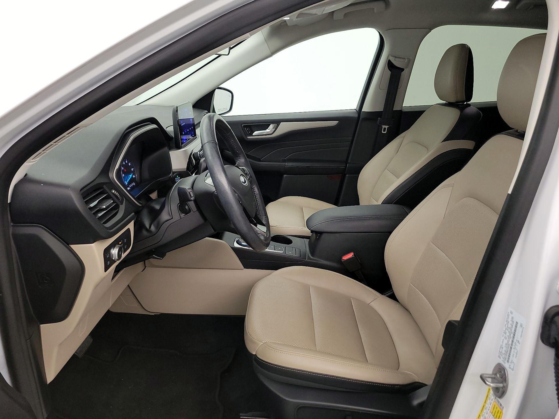 Thumbnail: 2021 Ford Escape - 11