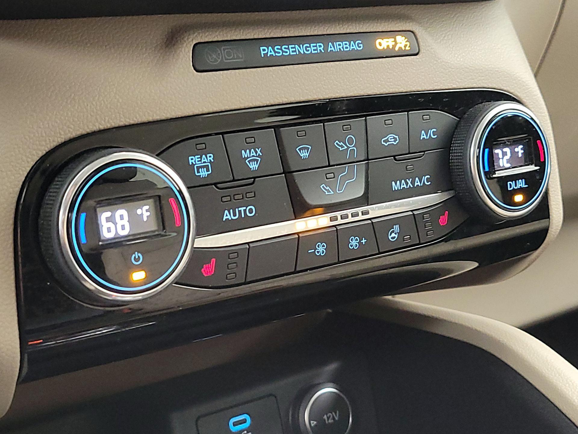 Thumbnail: 2021 Ford Escape - 16