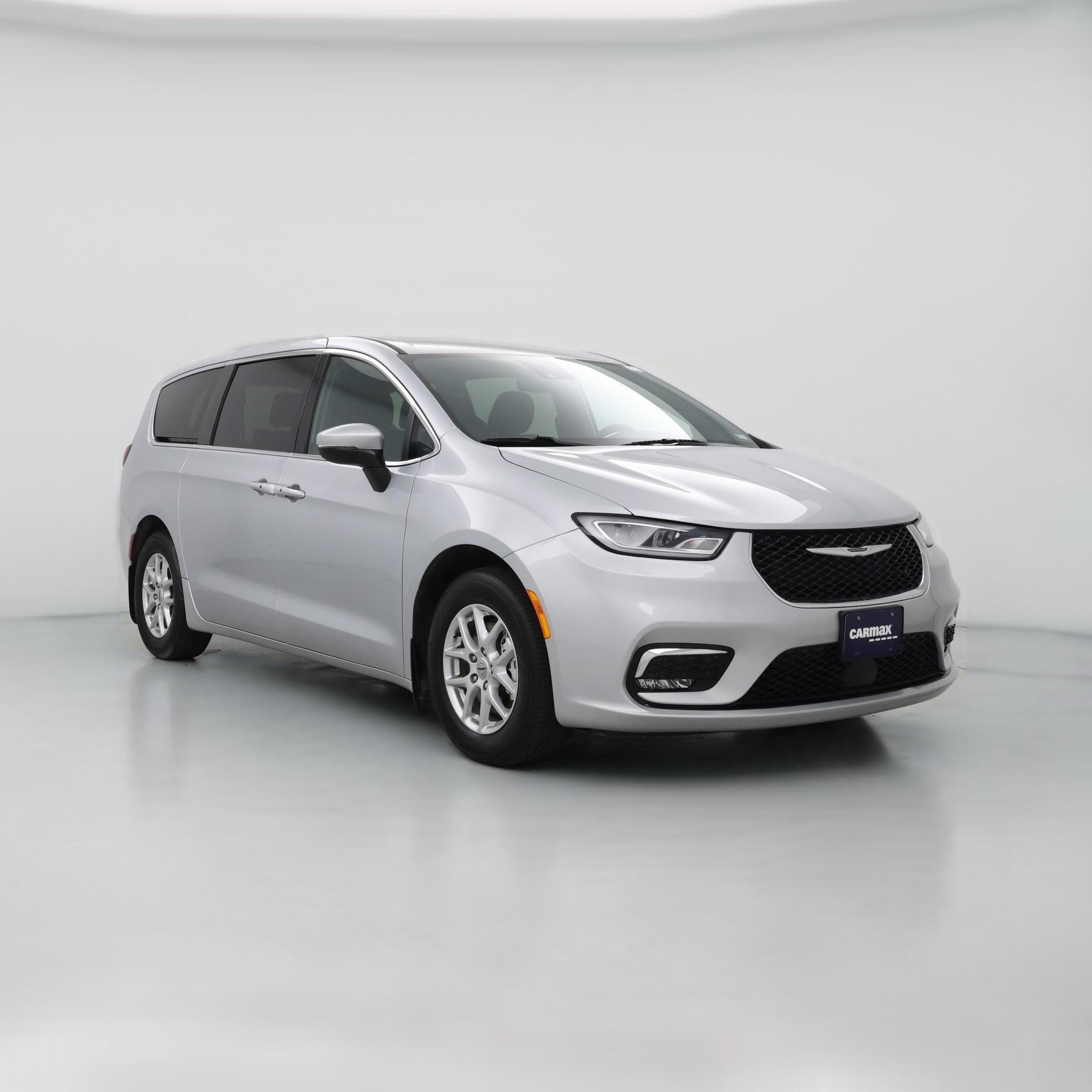 Thumbnail: 2023 Chrysler Pacifica - 1
