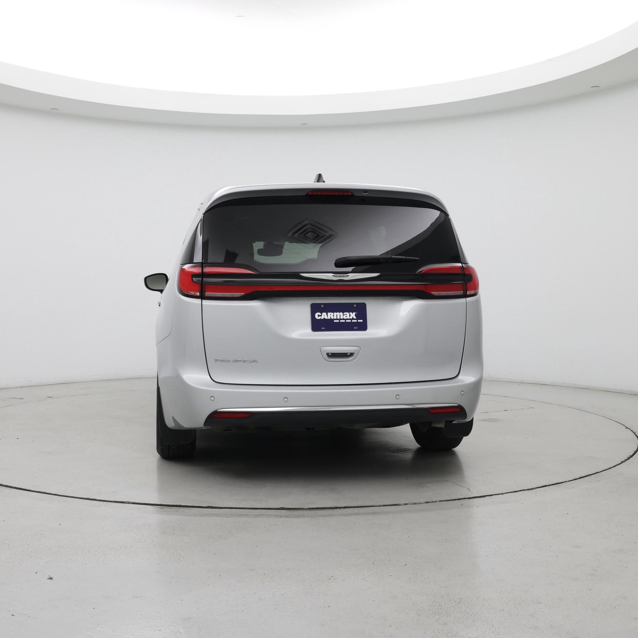 Thumbnail: 2023 Chrysler Pacifica - 6