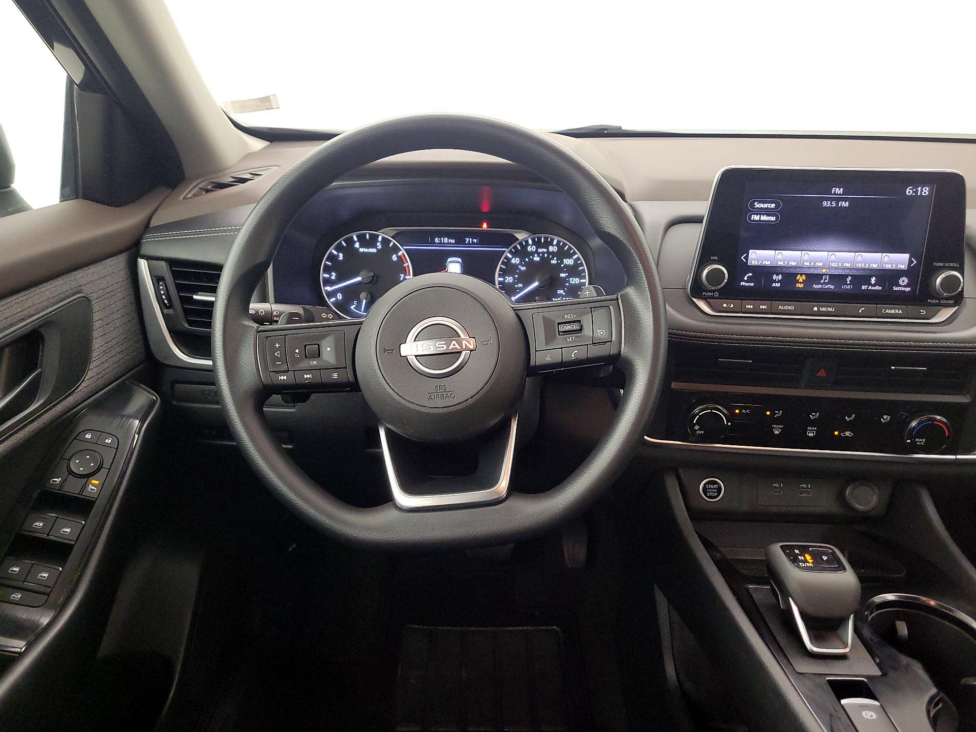 Thumbnail: 2023 Nissan Rogue - 10