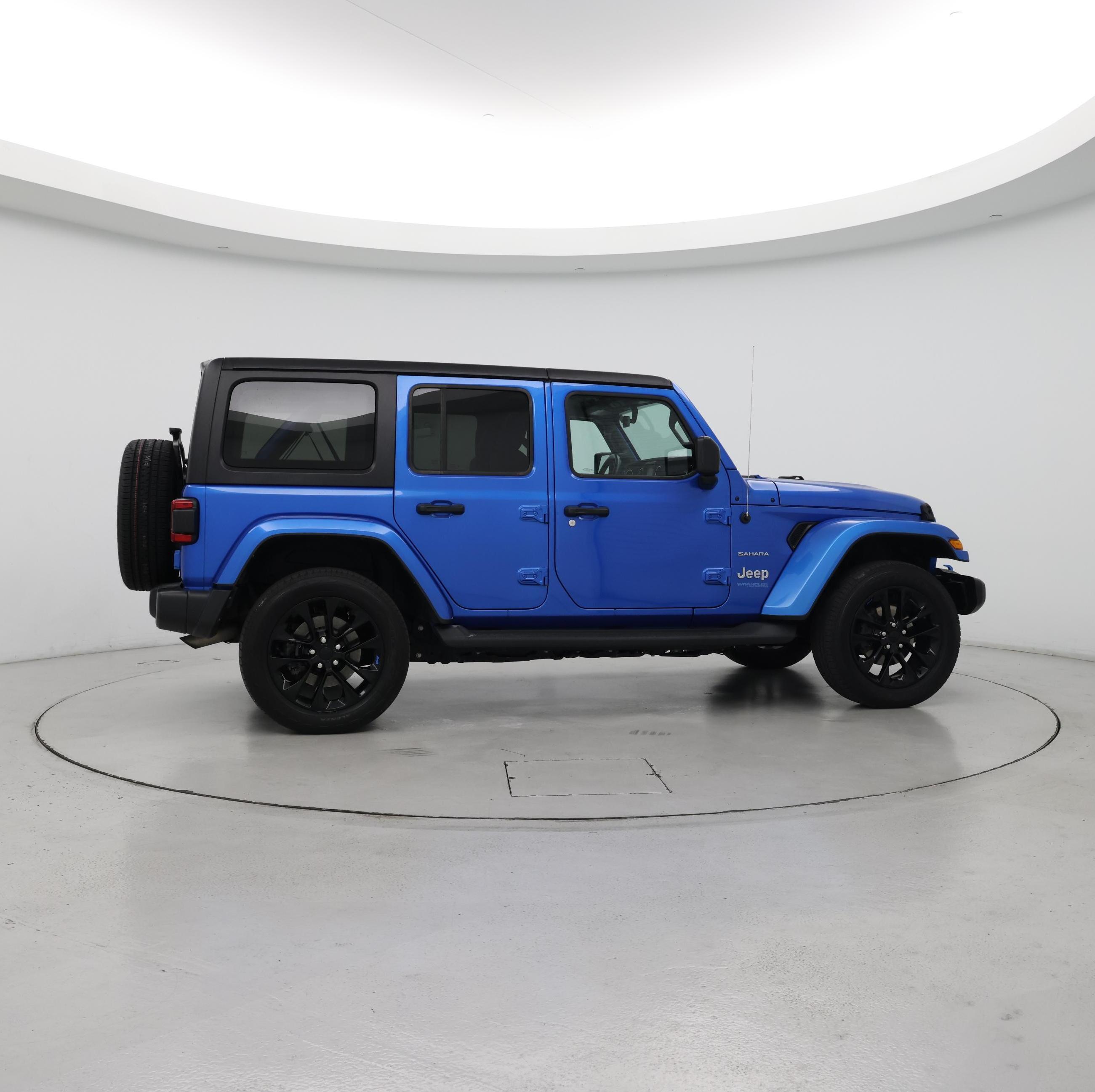 Thumbnail: 2022 Jeep Wrangler - 7