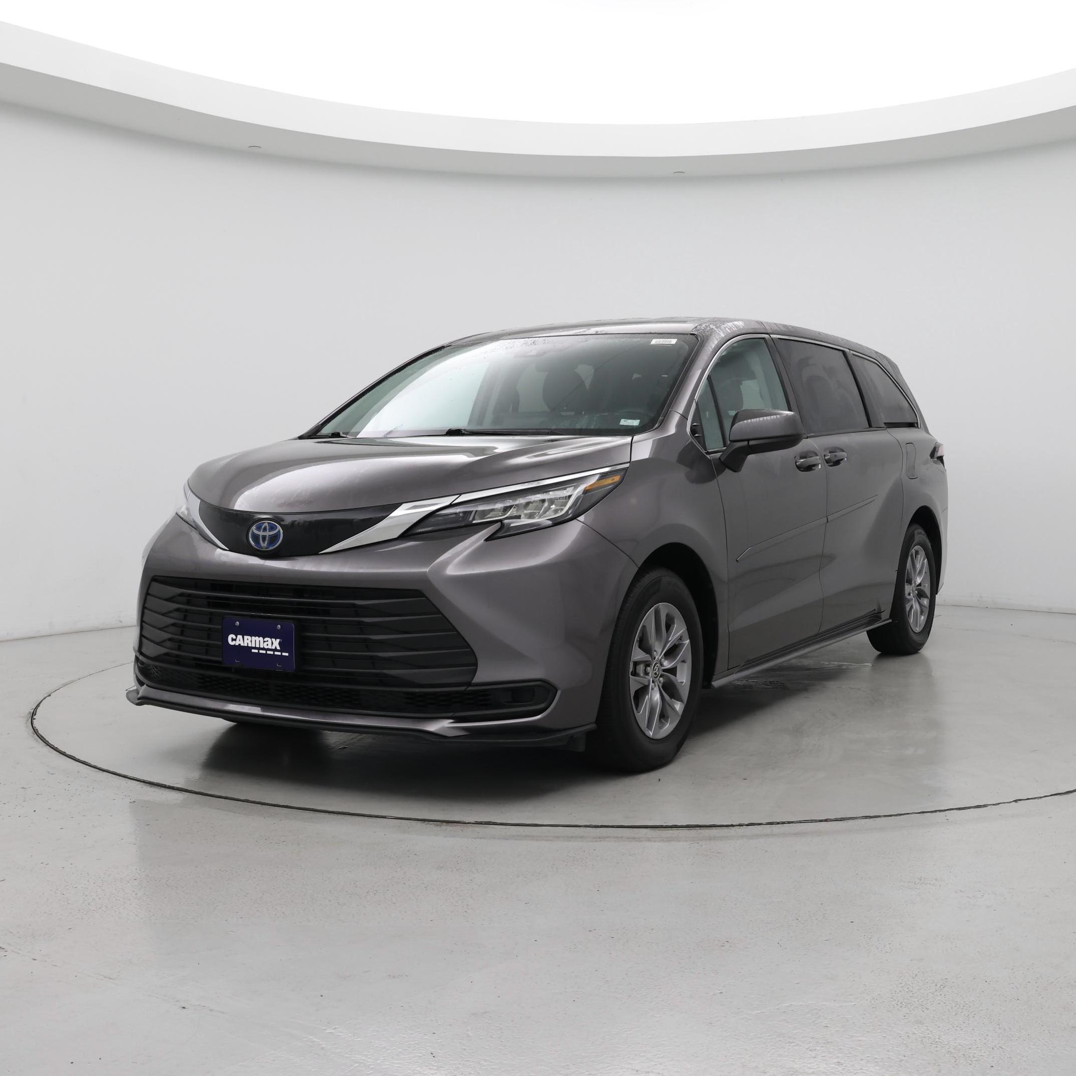 Thumbnail: 2023 Toyota Sienna - 4
