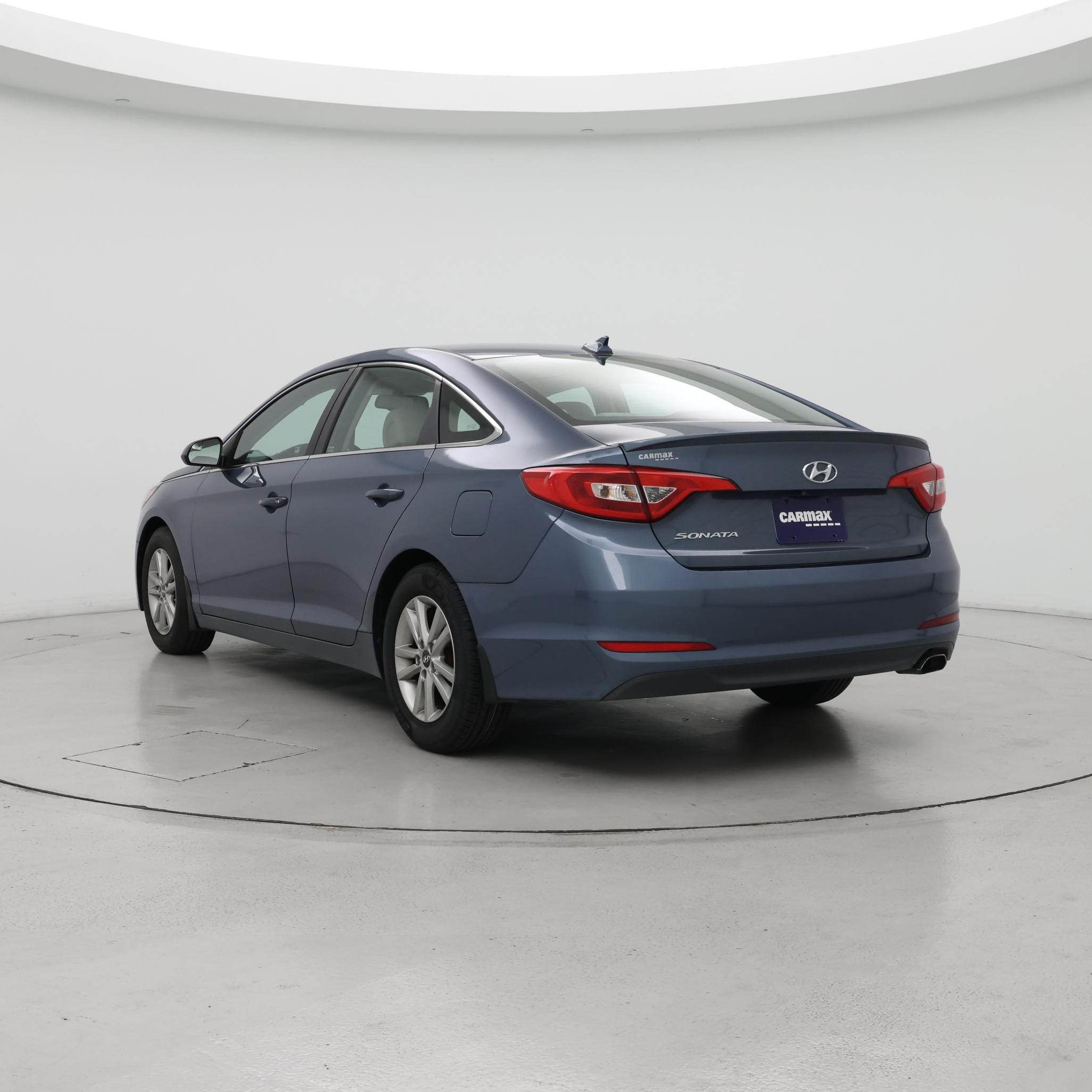 Thumbnail: 2016 Hyundai Sonata - 2