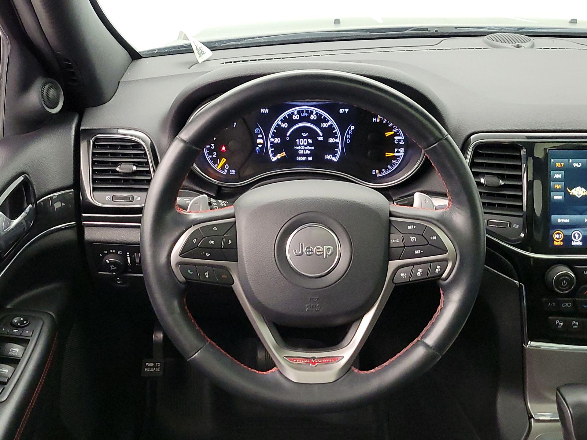 Thumbnail: 2019 Jeep Grand Cherokee - 10