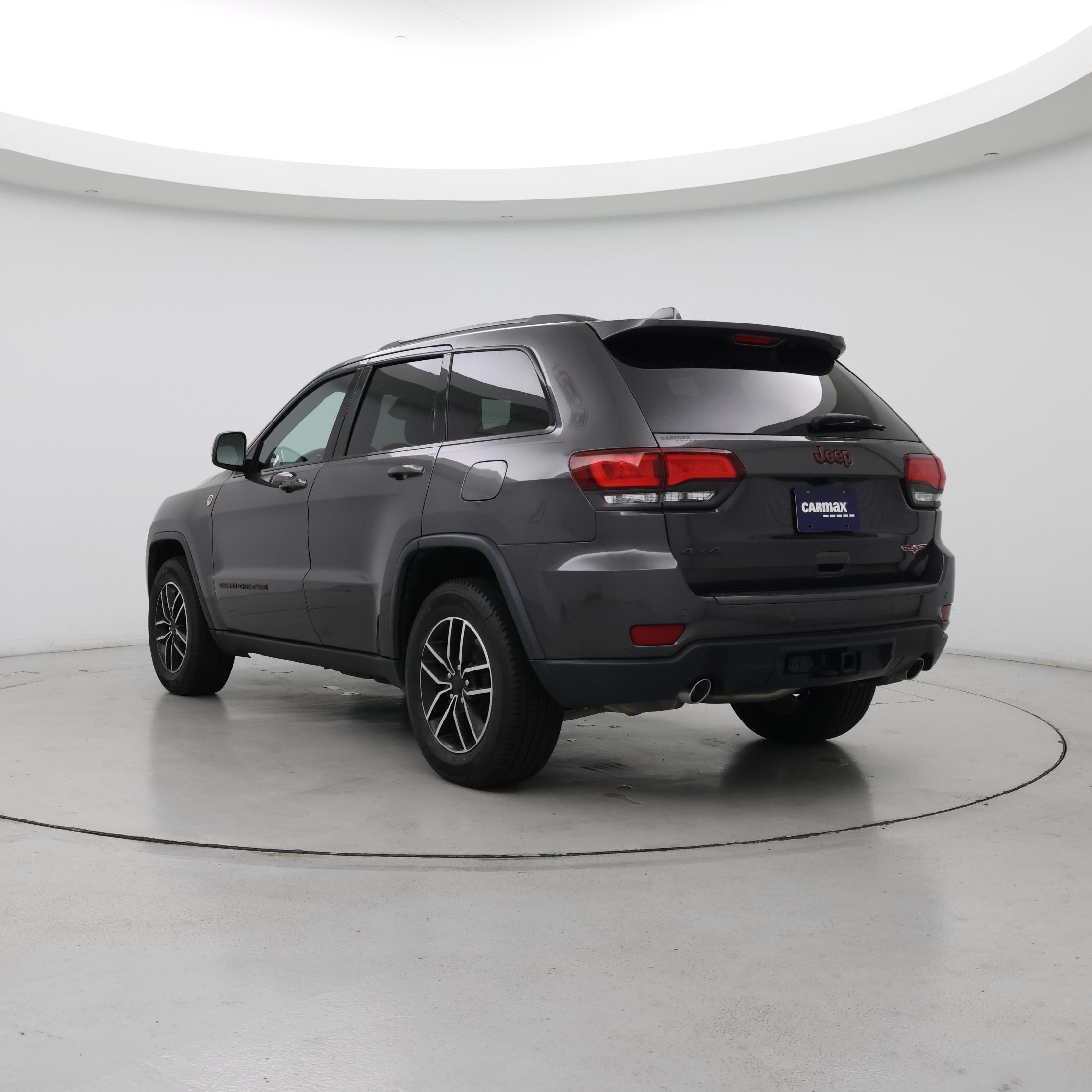 Thumbnail: 2019 Jeep Grand Cherokee - 2