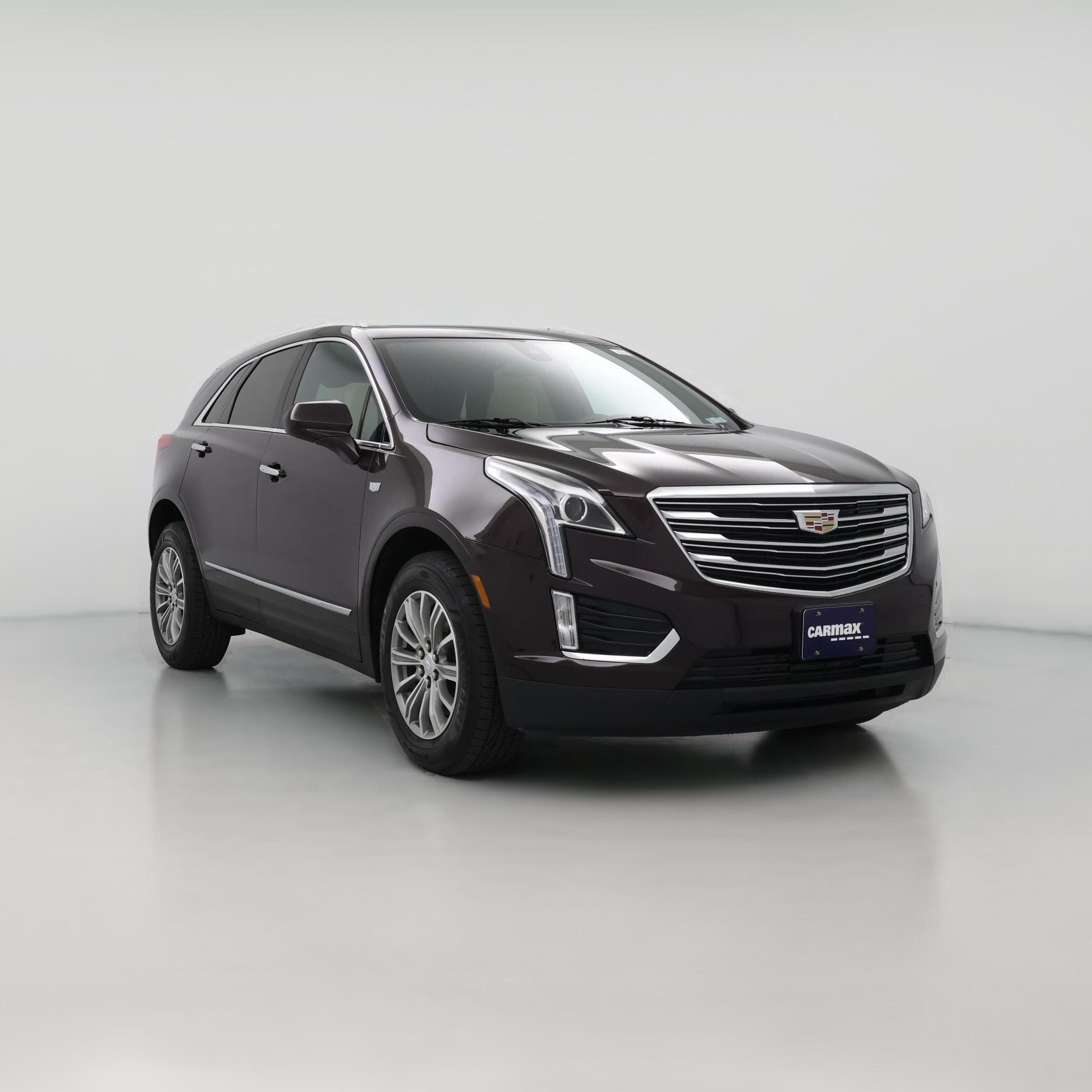 Thumbnail: 2017 Cadillac XT5 - 1